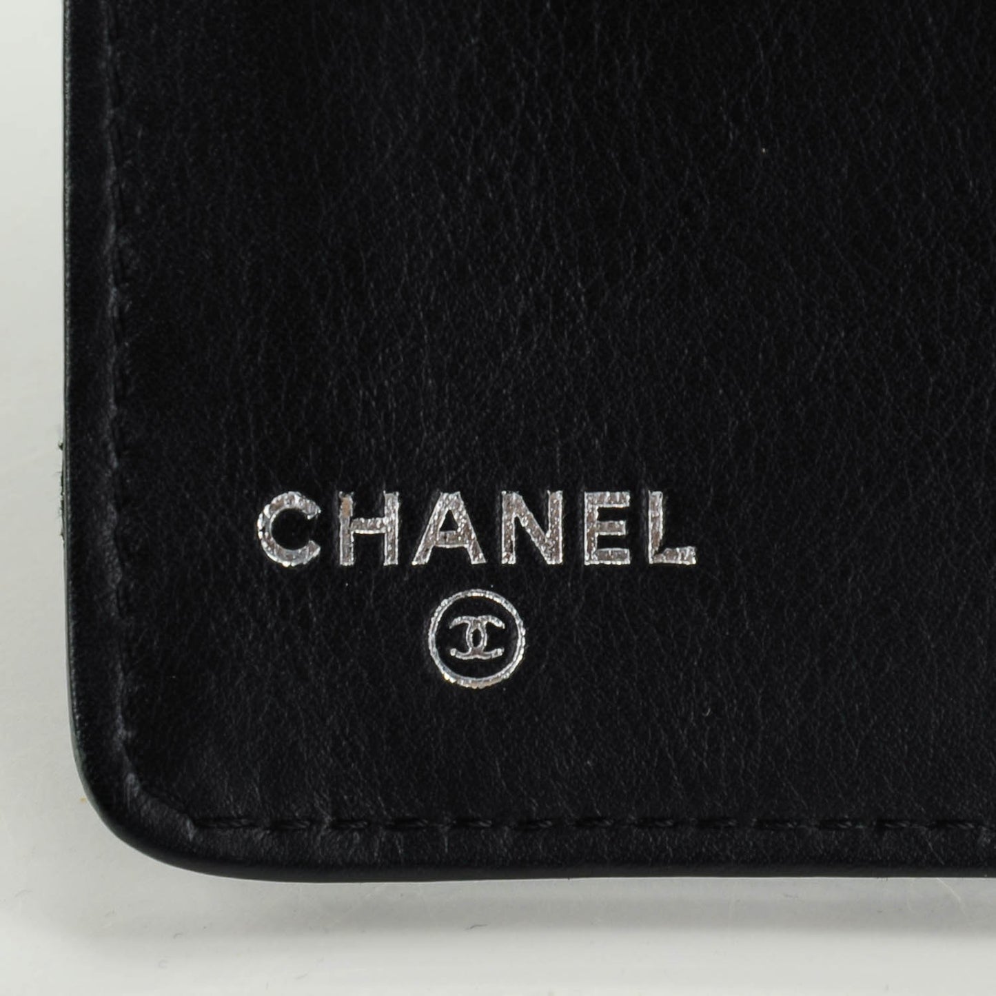 Diamond Stitched Yen Wallet Black