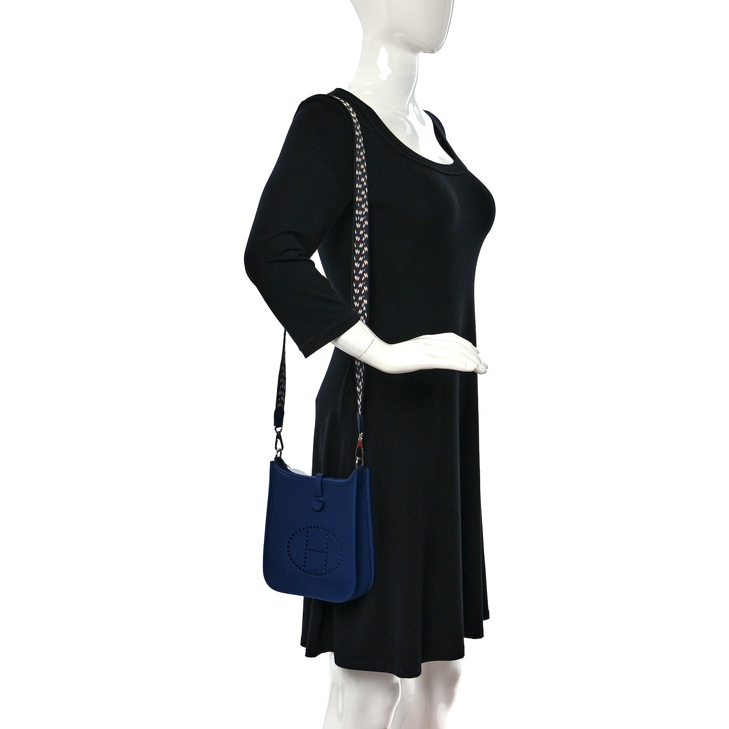 Hermes Taurillon Clemence Zigzag Evelyne TPM Bleu Saphir Bleu Zellige Indigo Black 2 of 9