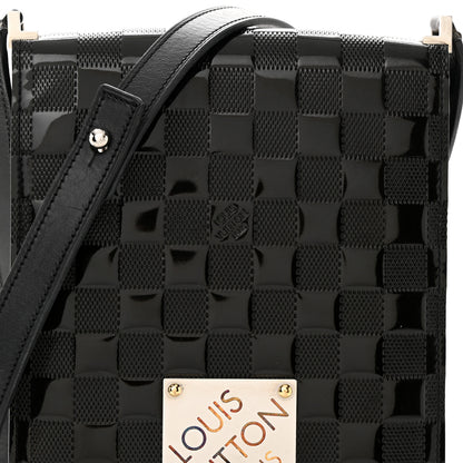 Louis Vuitton Damier Vernis Club Black 7 of 17