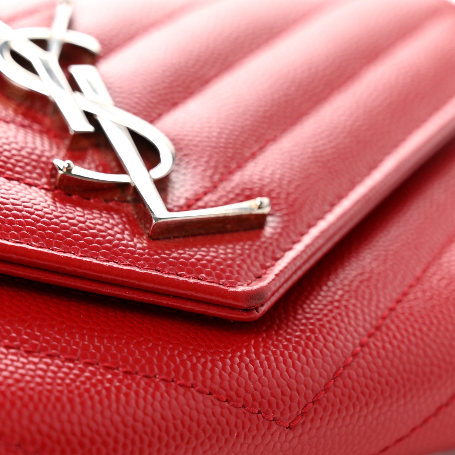Saint Laurent Grain De Poudre Matelasse Chevron Monogram Flap Wallet Red 8 of 9
