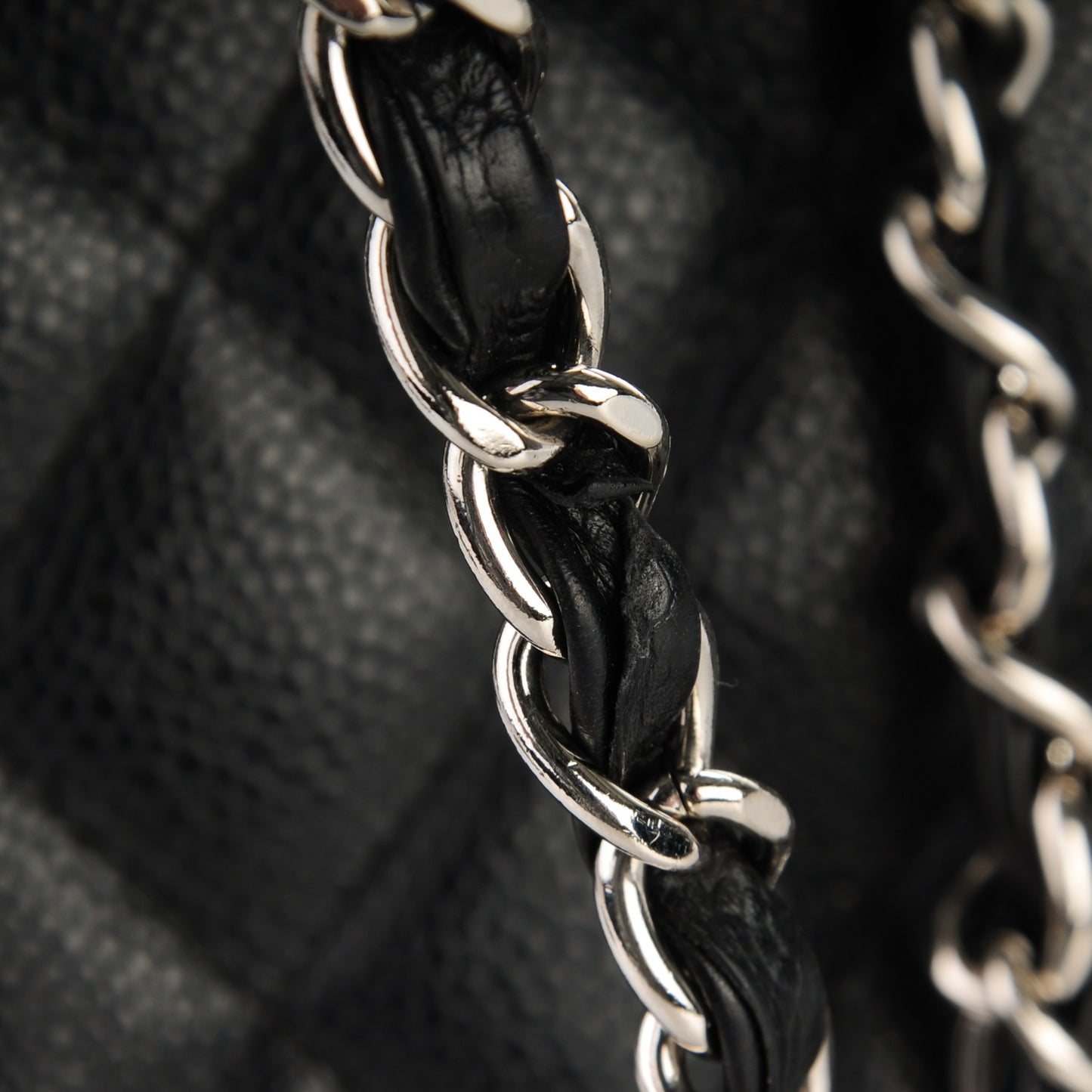 Caviar Quilted Jumbo Single Flap Black