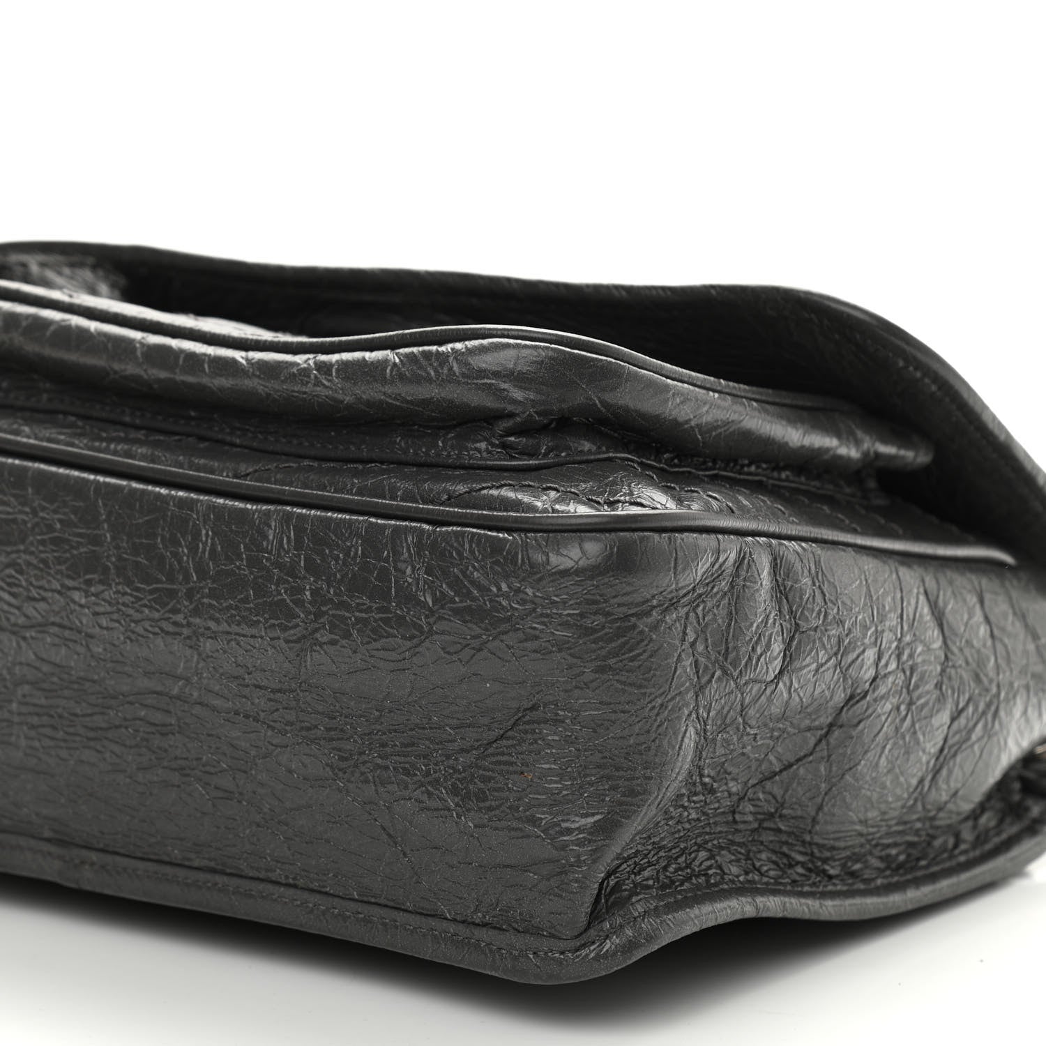 Saint Laurent Crinkled Calfskin Matelasse Monogram Medium Niki Chain Pebble 10 of 10