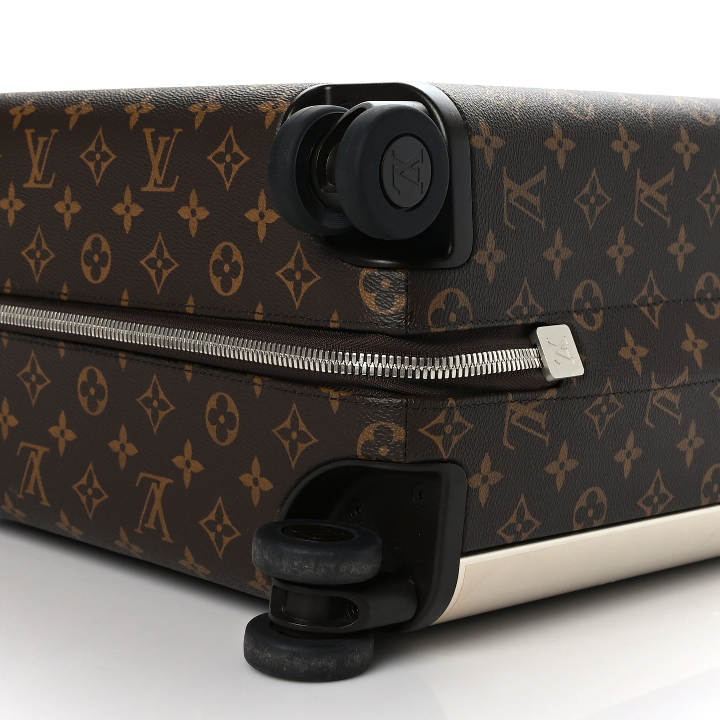 Monogram Horizon 50