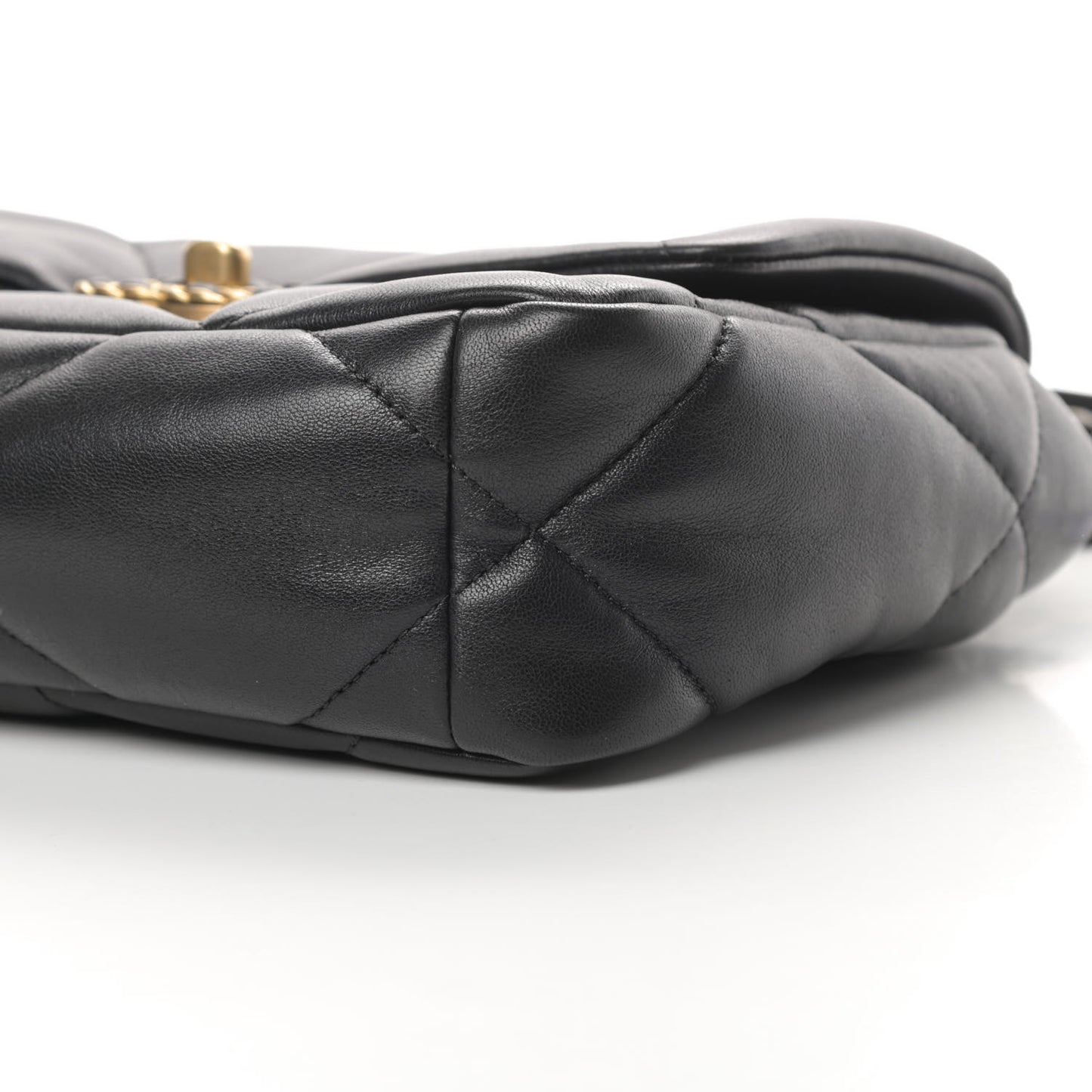 Lambskin Quilted Medium Chanel 19 Flap Black
