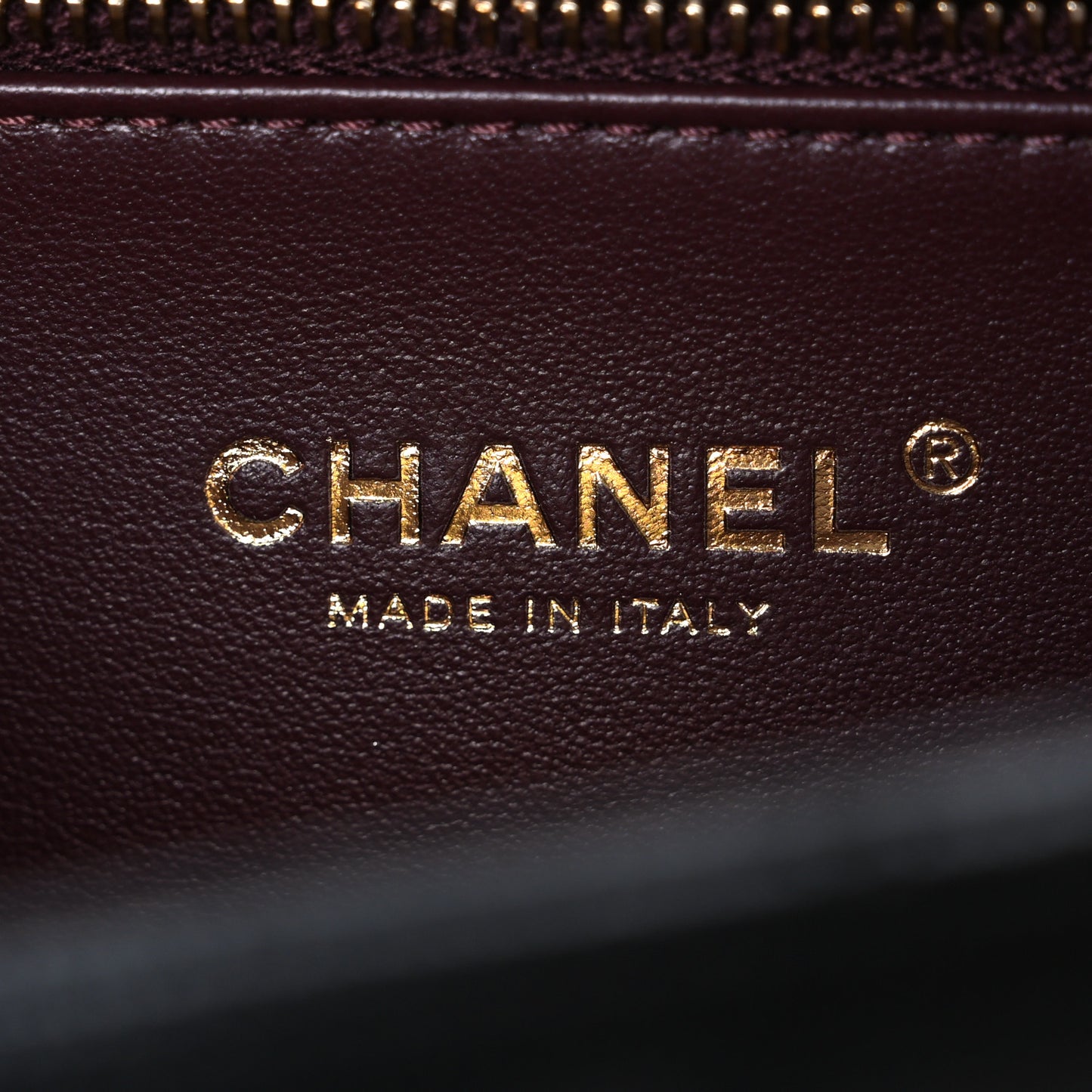 Caviar Quilted Chain Frame Flap Black