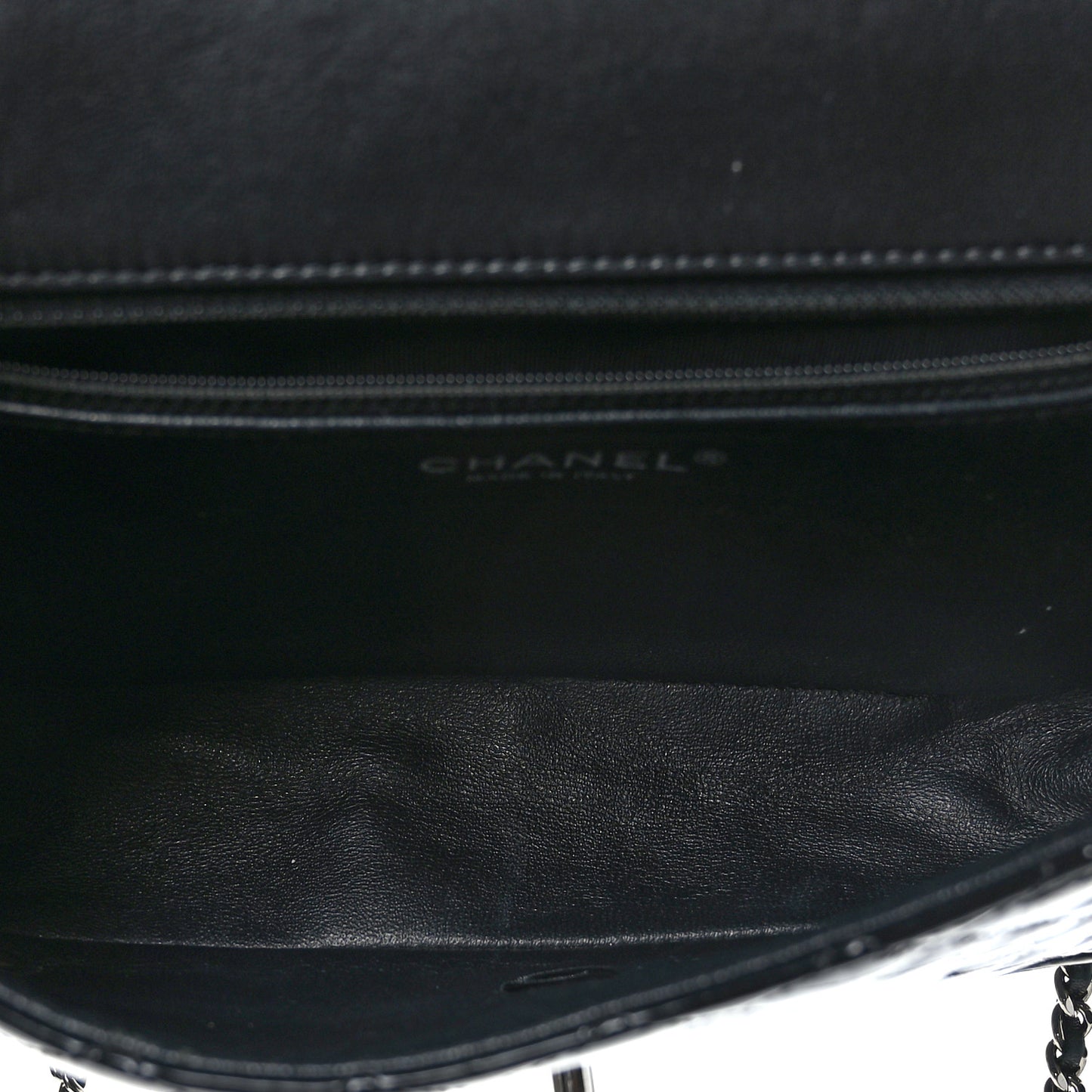 Patent Quilted Jumbo Classic Twist Flap Bag Black