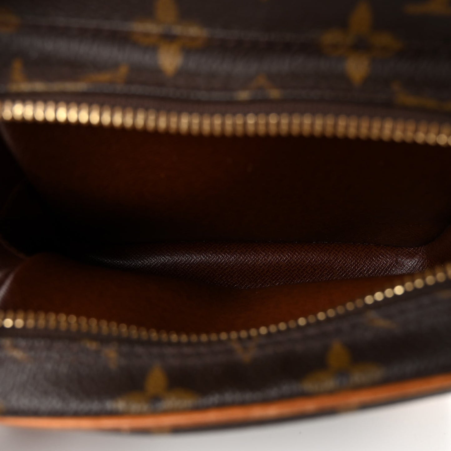 Monogram Amazone