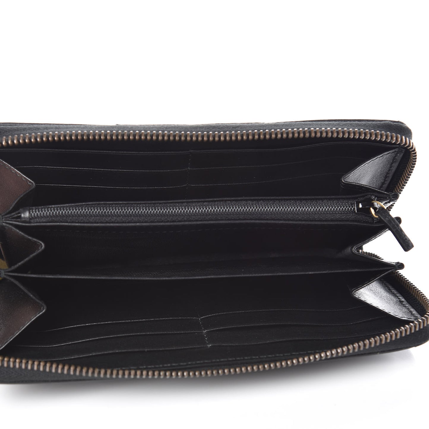 Calfskin Matelasse GG Marmont Zip Around Wallet Black