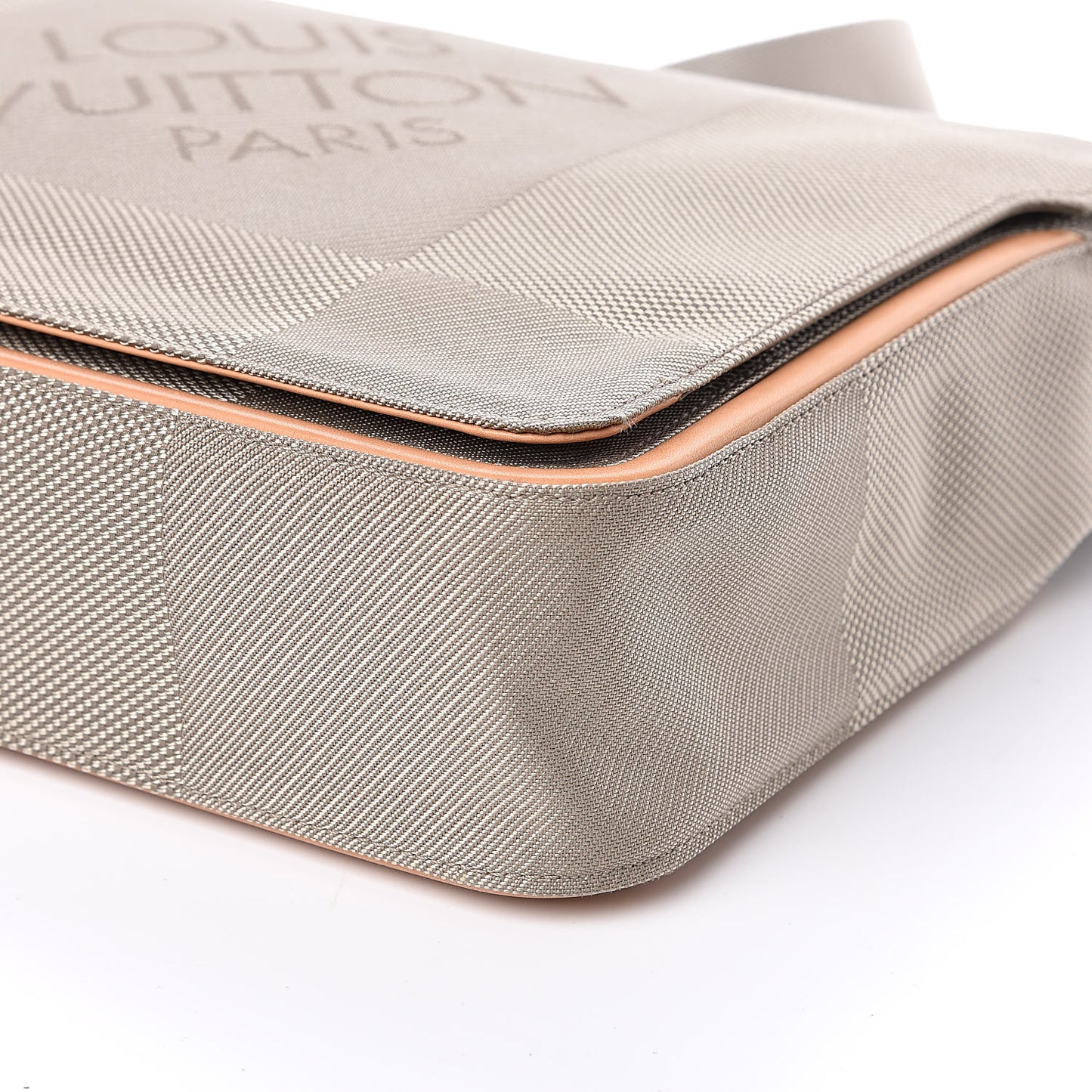 Damier Geant Messenger Bag Sable