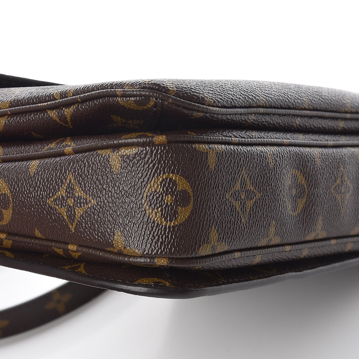 Louis Vuitton Monogram Pochette Metis 5 of 11