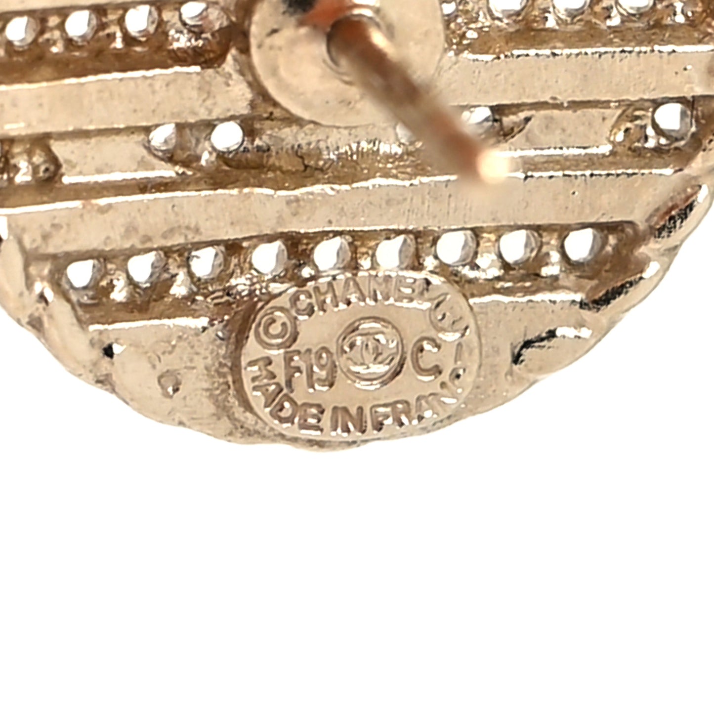 Chain CC Round Earrings Gold White