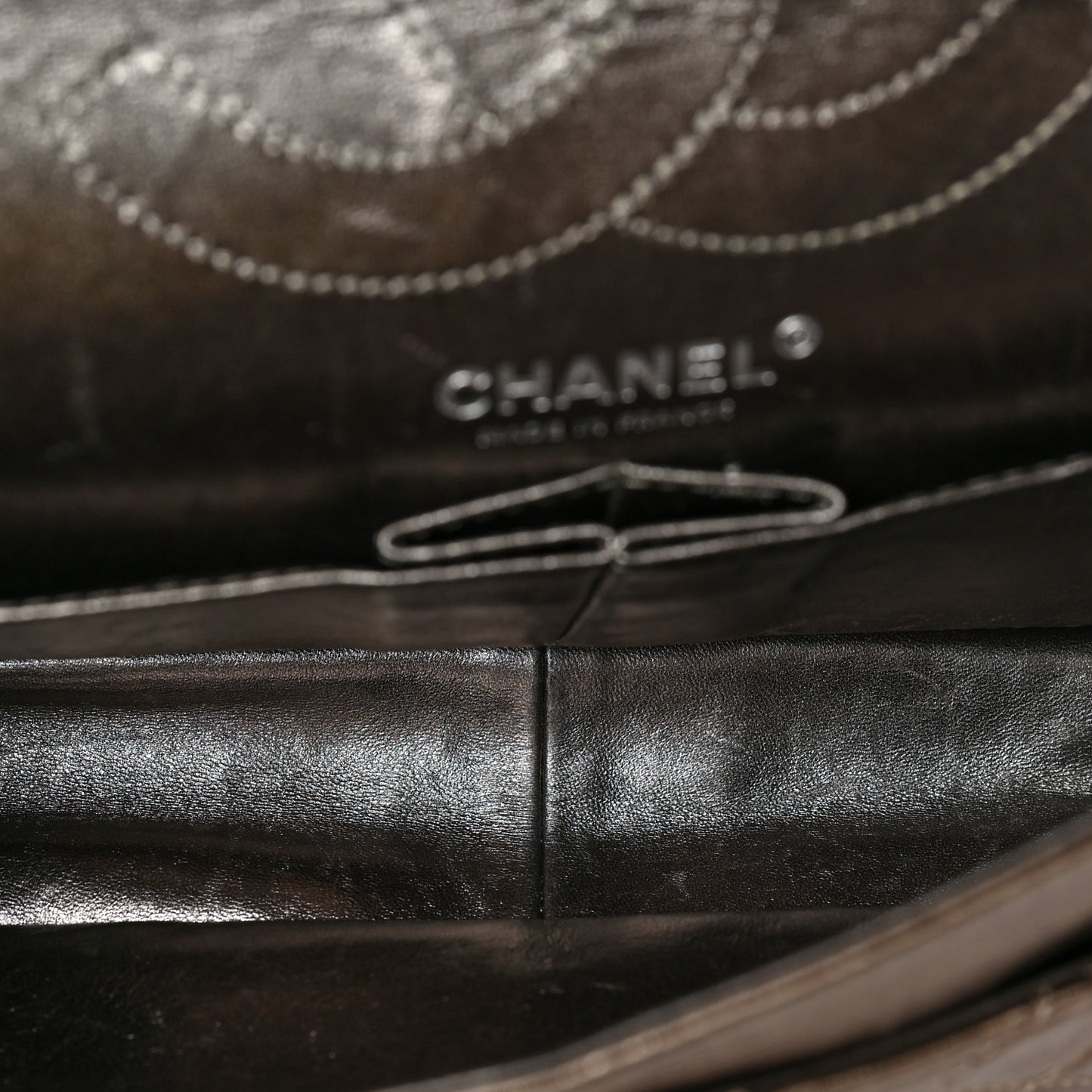 Metallic Aged Calfskin Quilted 2.55 Reissue 226 Flap Gold