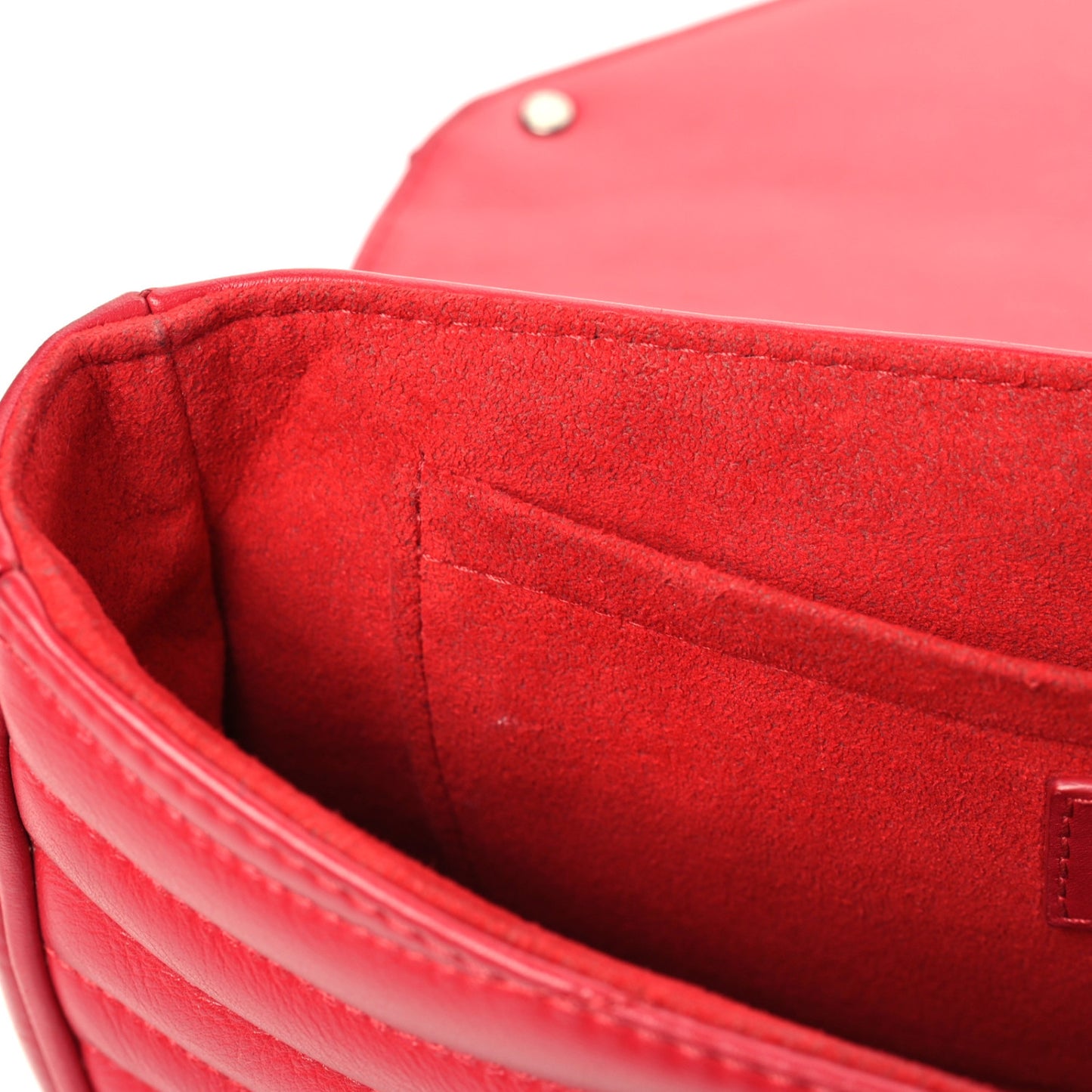 Calfskin New Wave Chain PM Scarlet