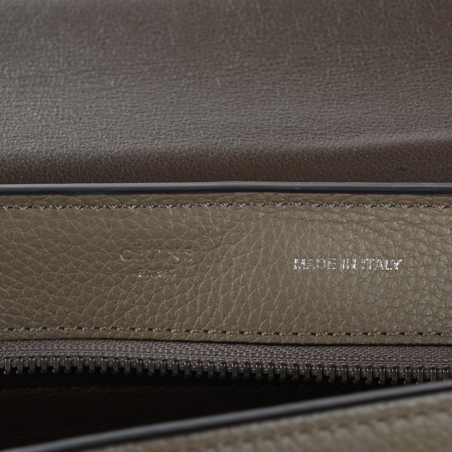 Drummed Calfskin Suede Medium Trapeze Souris