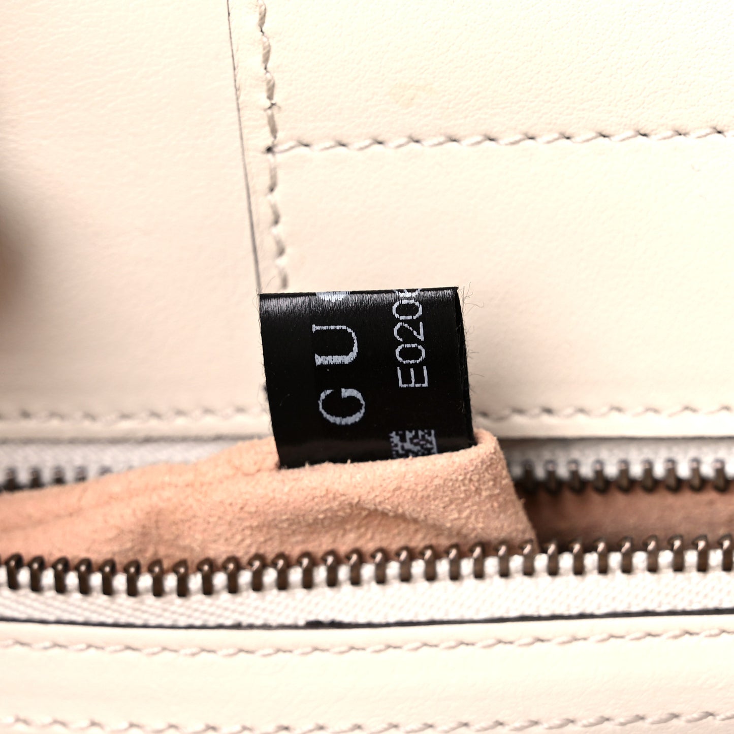 Calfskin Matelasse Small GG Marmont Tote White