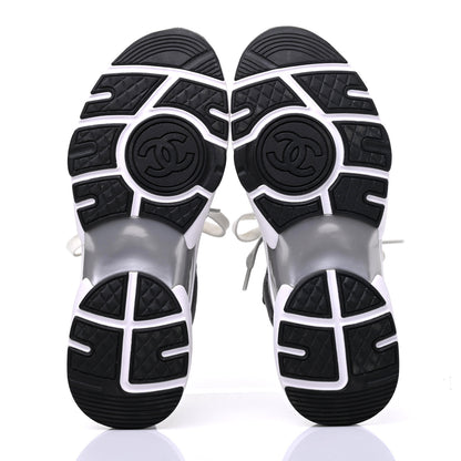 Chanel Fabric Calfskin Suede CC Womens Sneakers 35 Black Grey 5 of 9