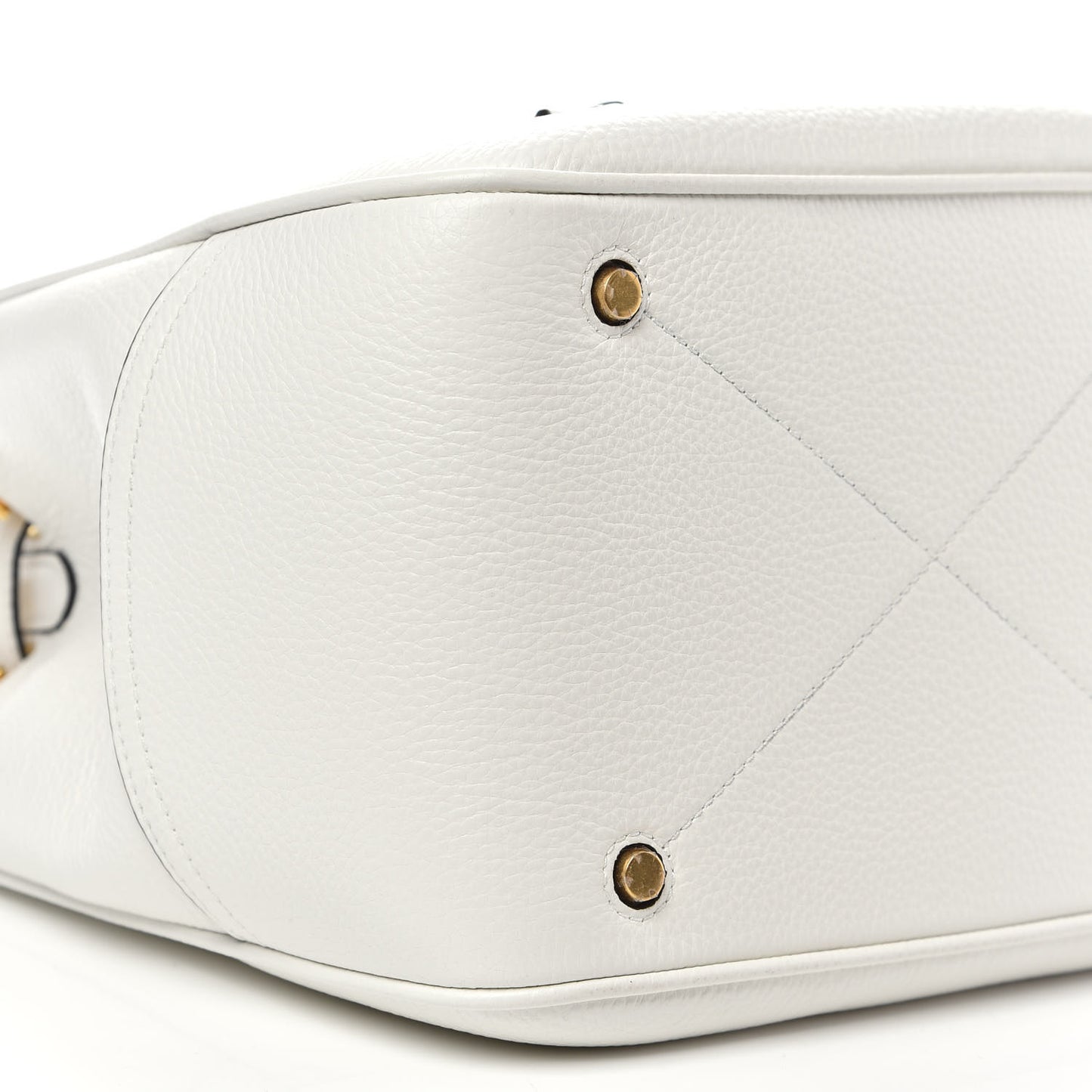 Small Classic Grain Hampstead White