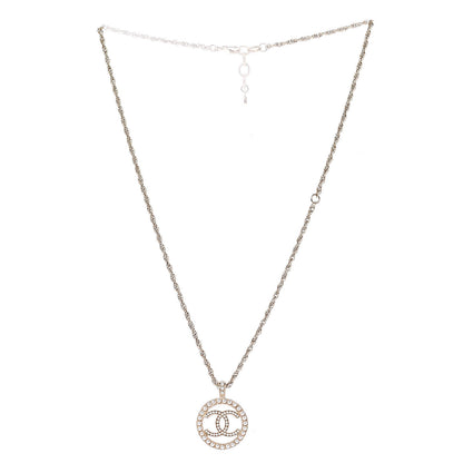 Chanel Pearl CC Round Pendant Necklace Gold 3 of 6
