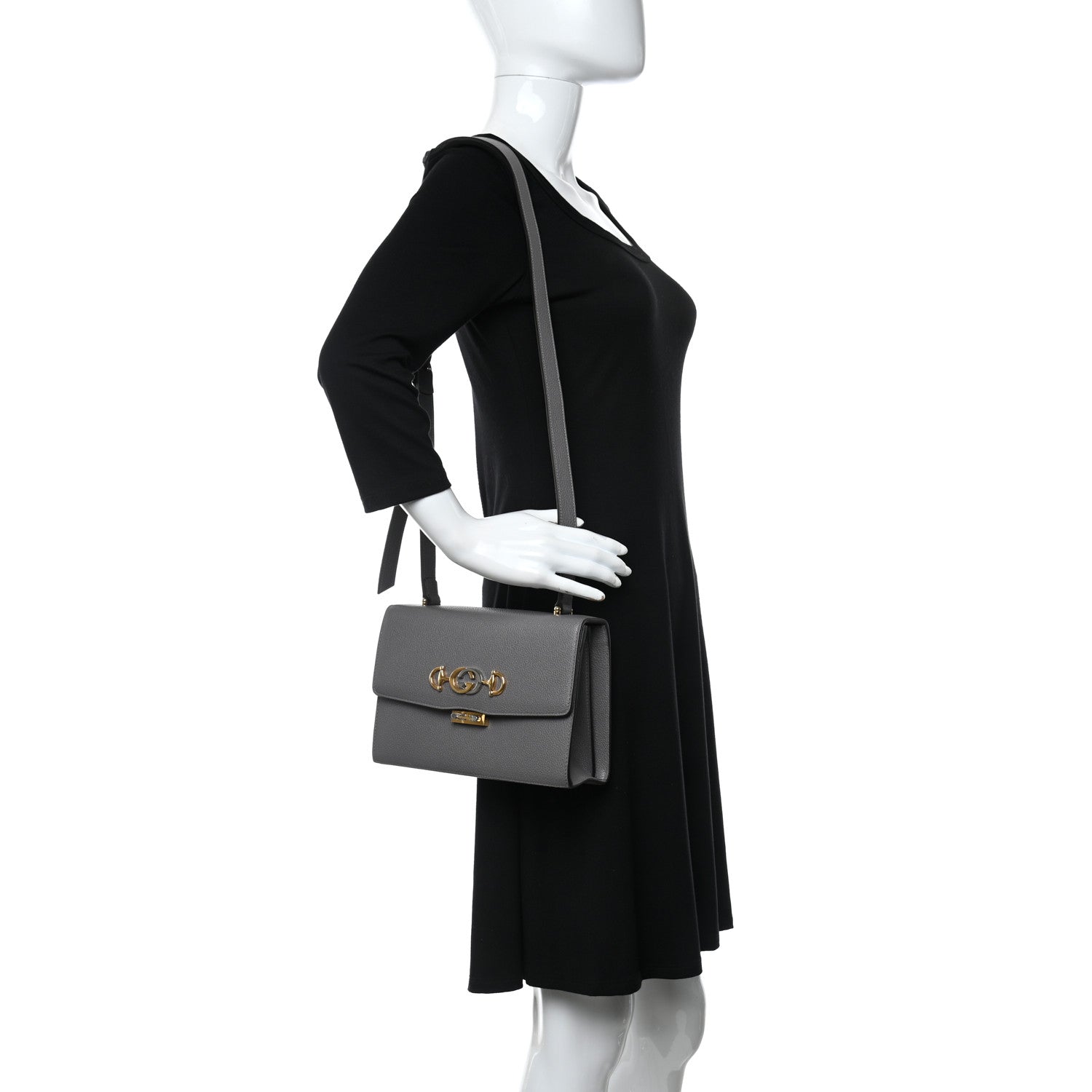 Gucci Grainy Calfskin Small Zumi Shoulder Bag Dusty Grey 2 of 9
