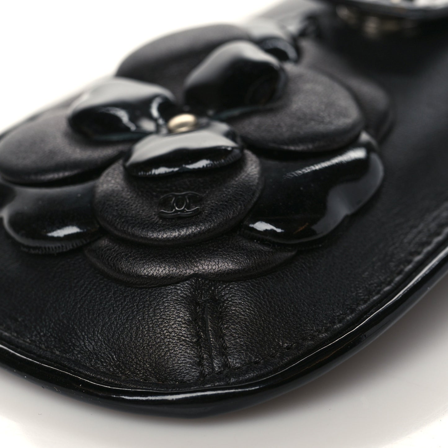 Lambskin Patent Calfskin Camellia Phone Case Black