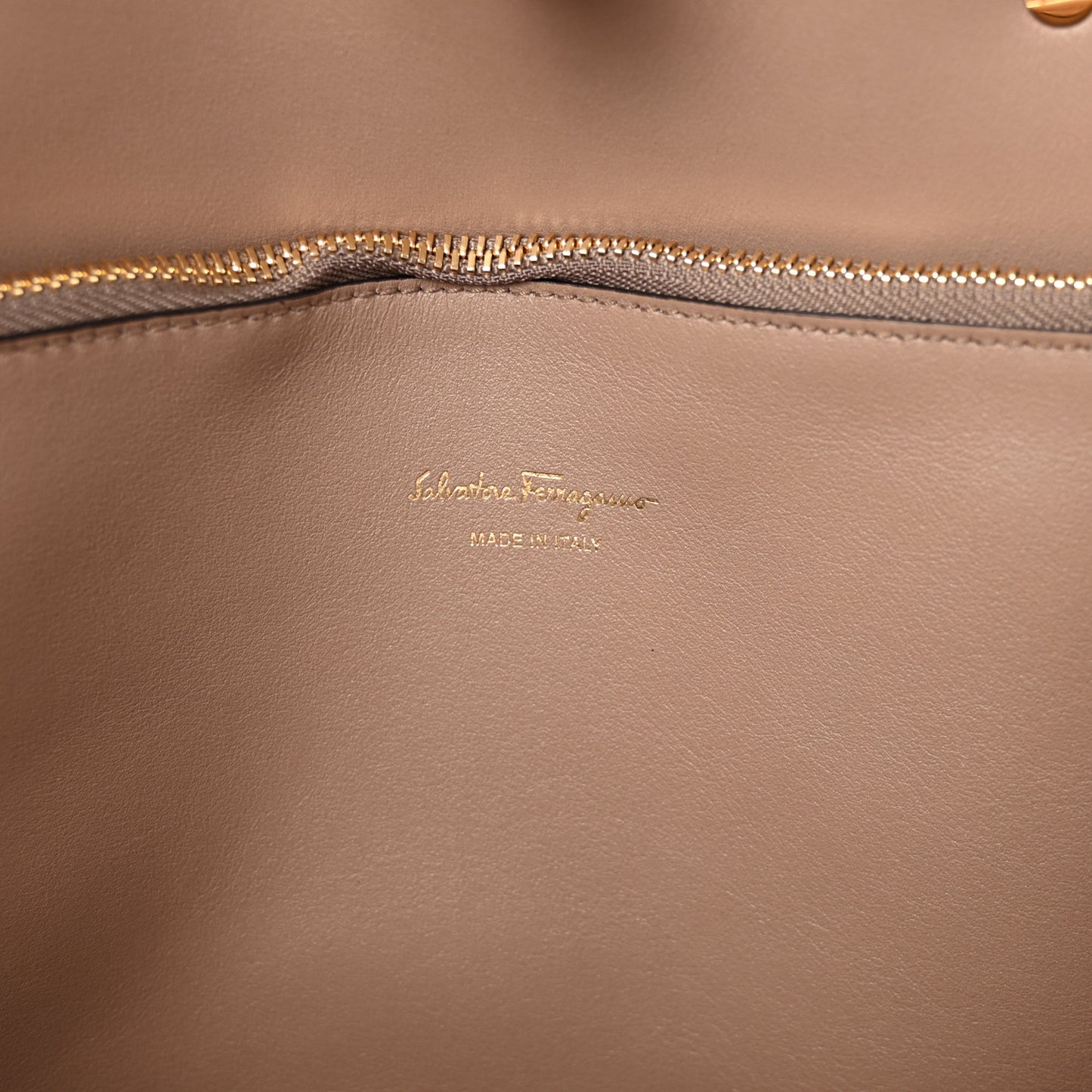 Smooth Calfskin Large The Studio Bag Caraway Seed