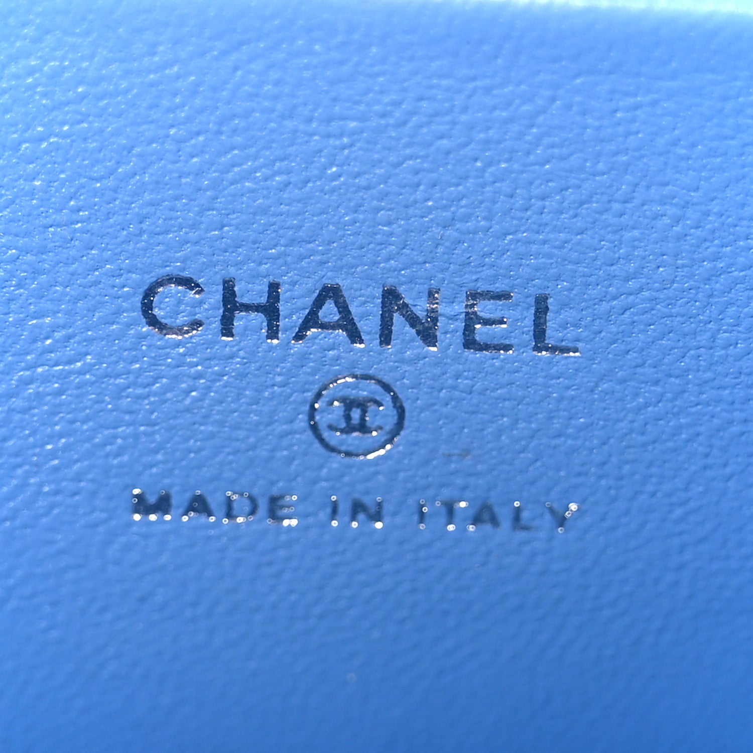 Chanel Denim Quilted Sweetheart Small Vanity Case With Chain Blue 6 of 10