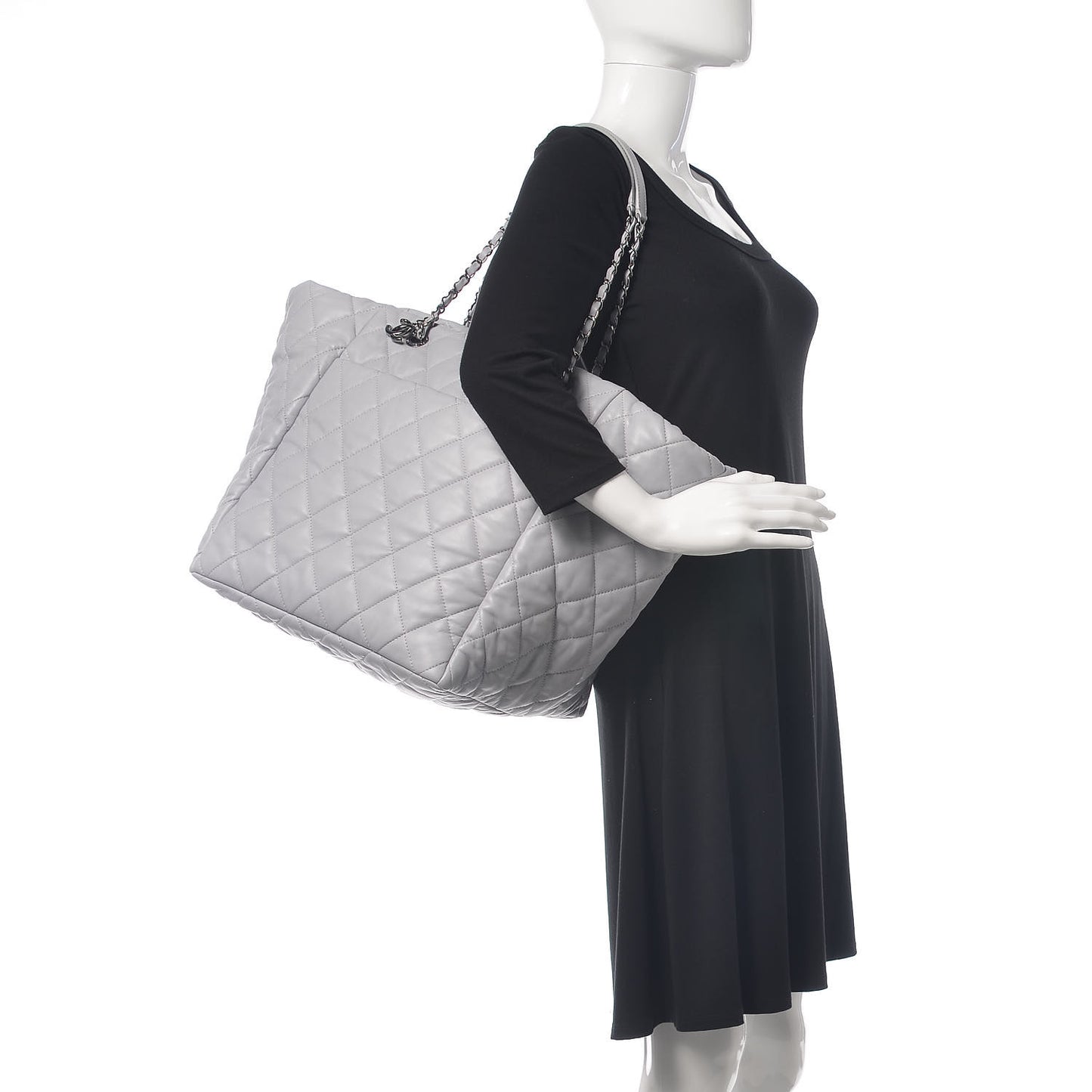Lambskin Quilted Large Week End on Mars Tote Grey