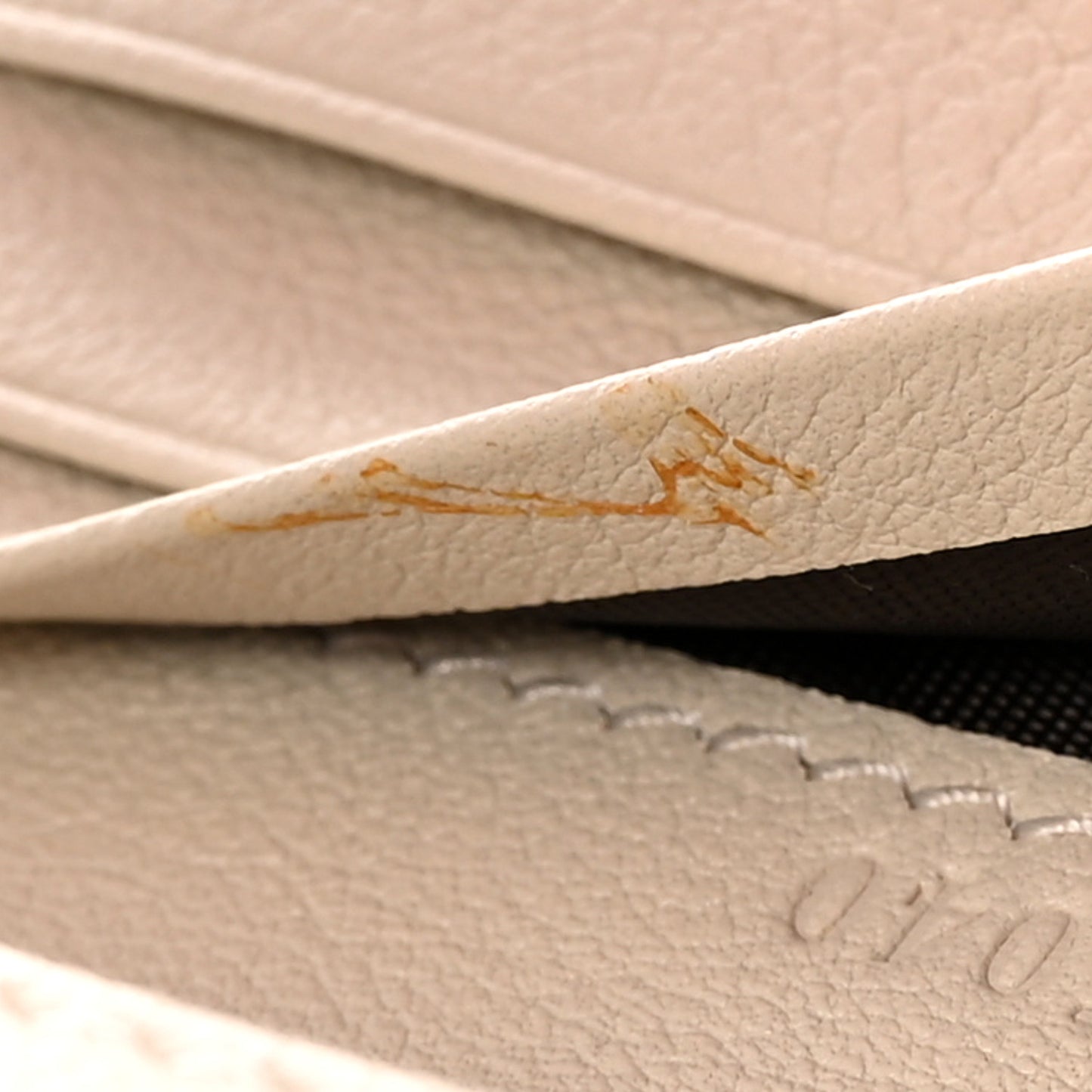 Wonka Grain Calfskin Diana Card Case Wallet Mystic White