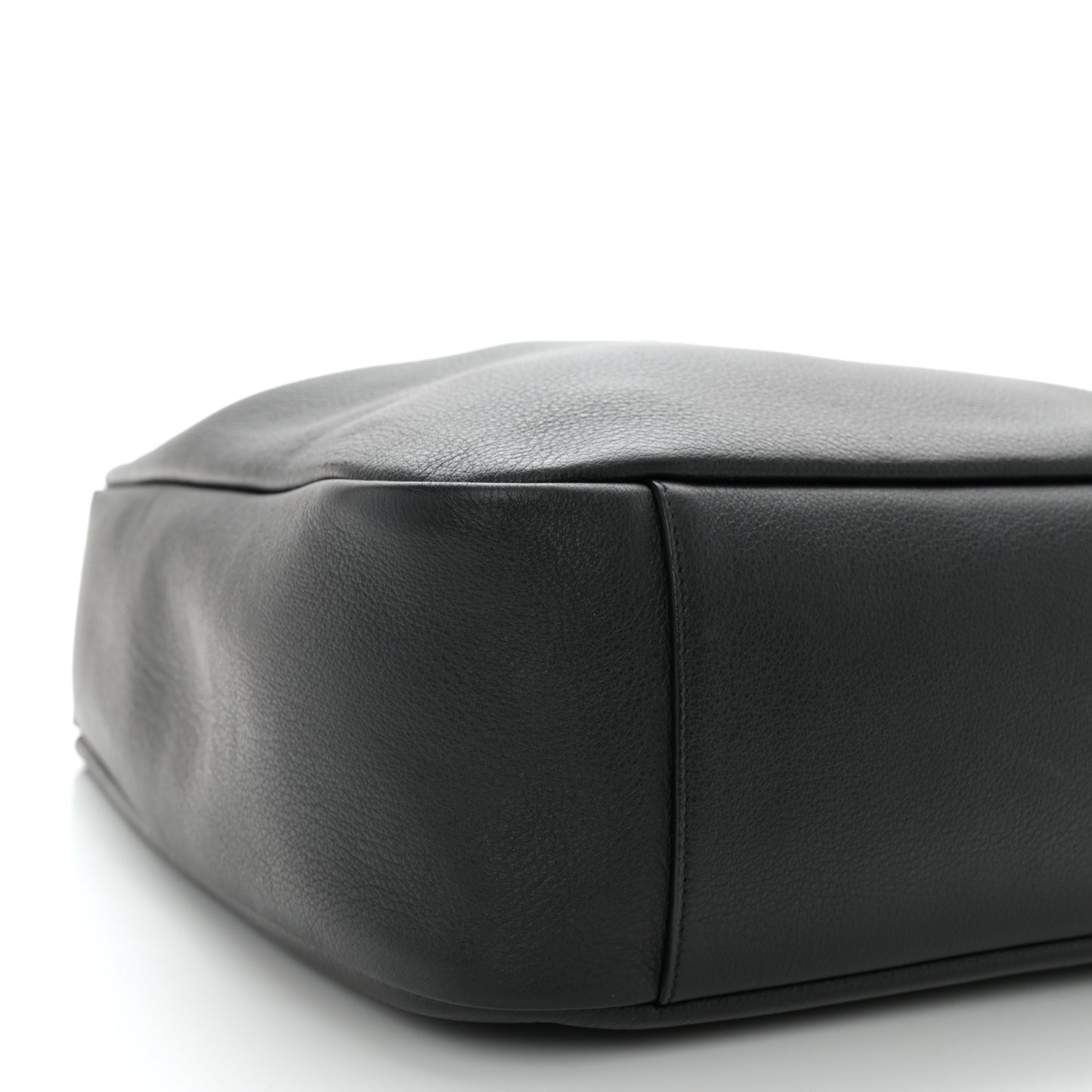 Smooth Calfskin Large Le 5 A 7 Soft Hobo Black