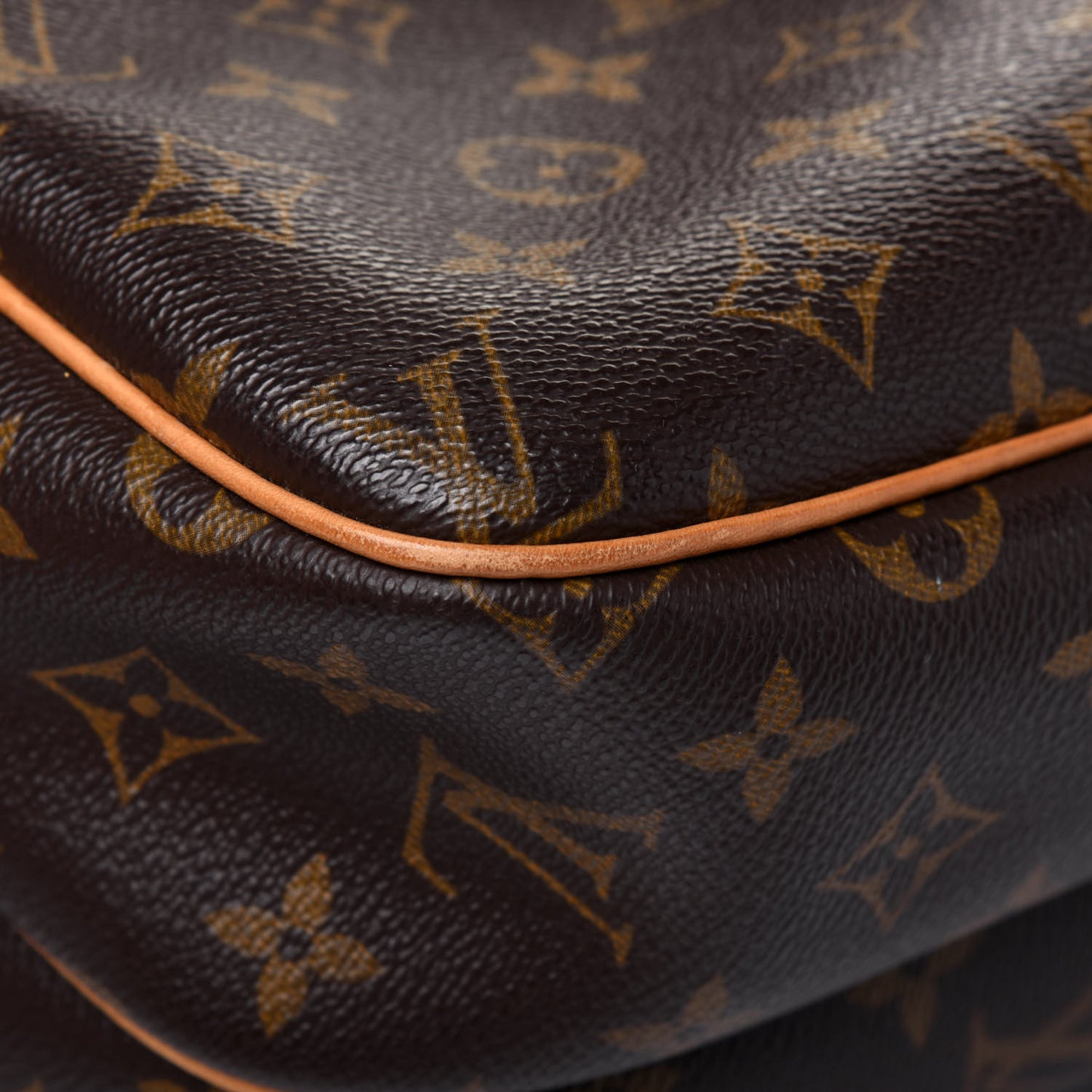 Monogram Reporter PM