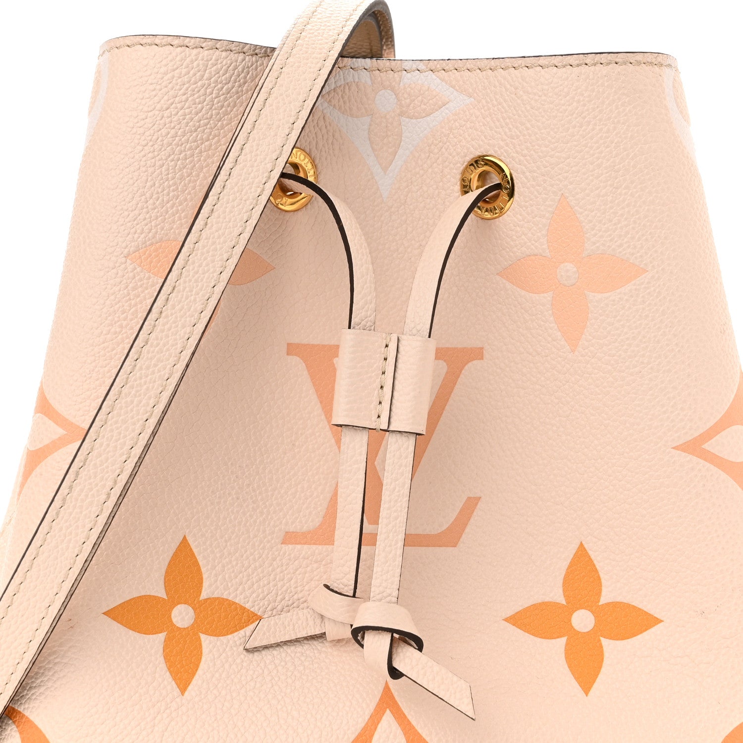 Louis Vuitton Empreinte Monogram Giant By The Pool Neonoe BB Cream Saffron 7 of 10