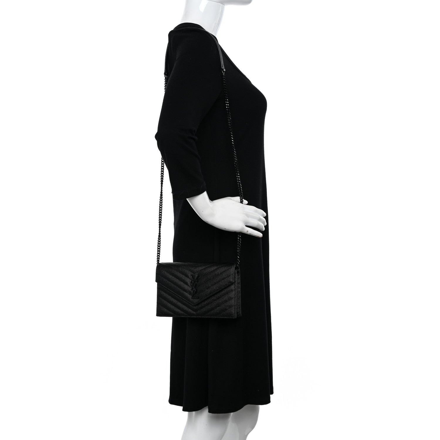 Saint Laurent Grain De Poudre Matelasse Chevron Monochrome Monogam Envelope Chain Wallet Black 2 of 11