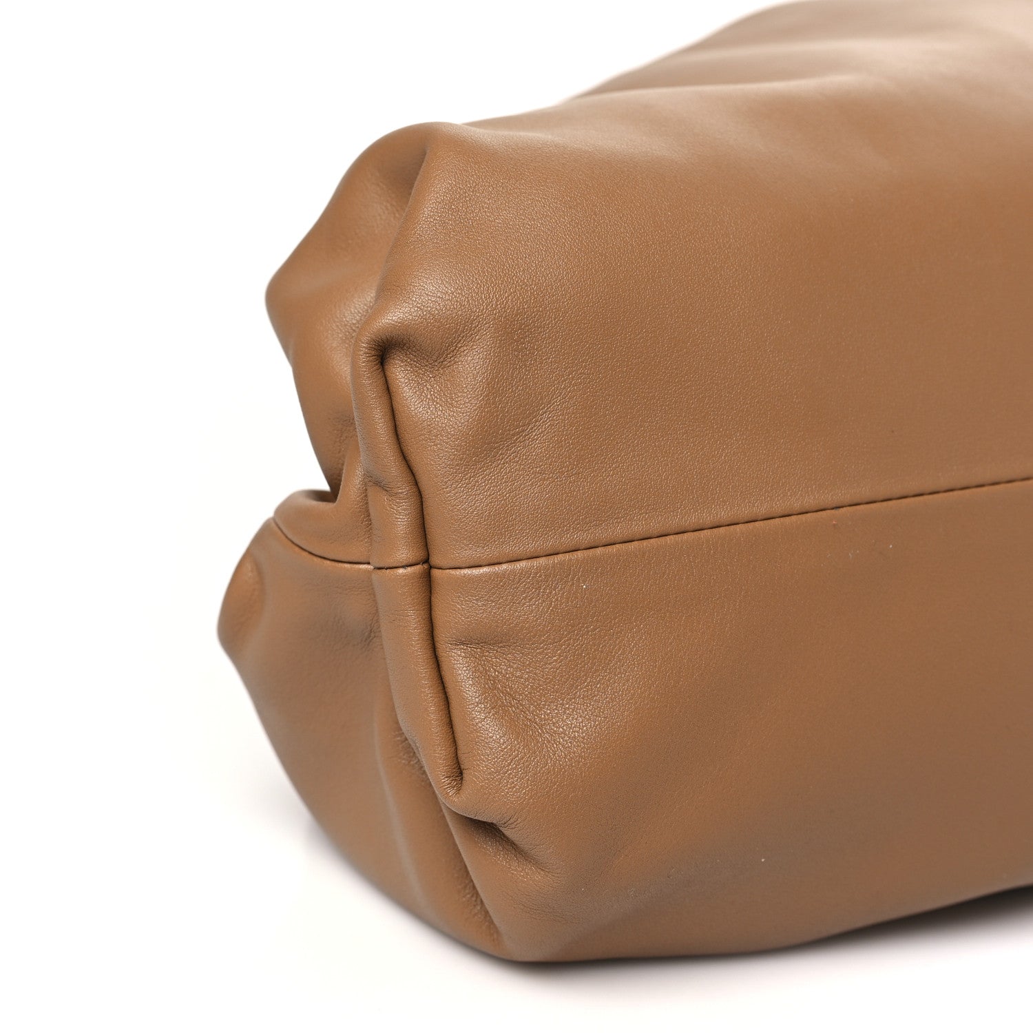 Bottega Veneta Smooth Butter Calf The Pouch Oversized Clutch Cammello 9 of 10