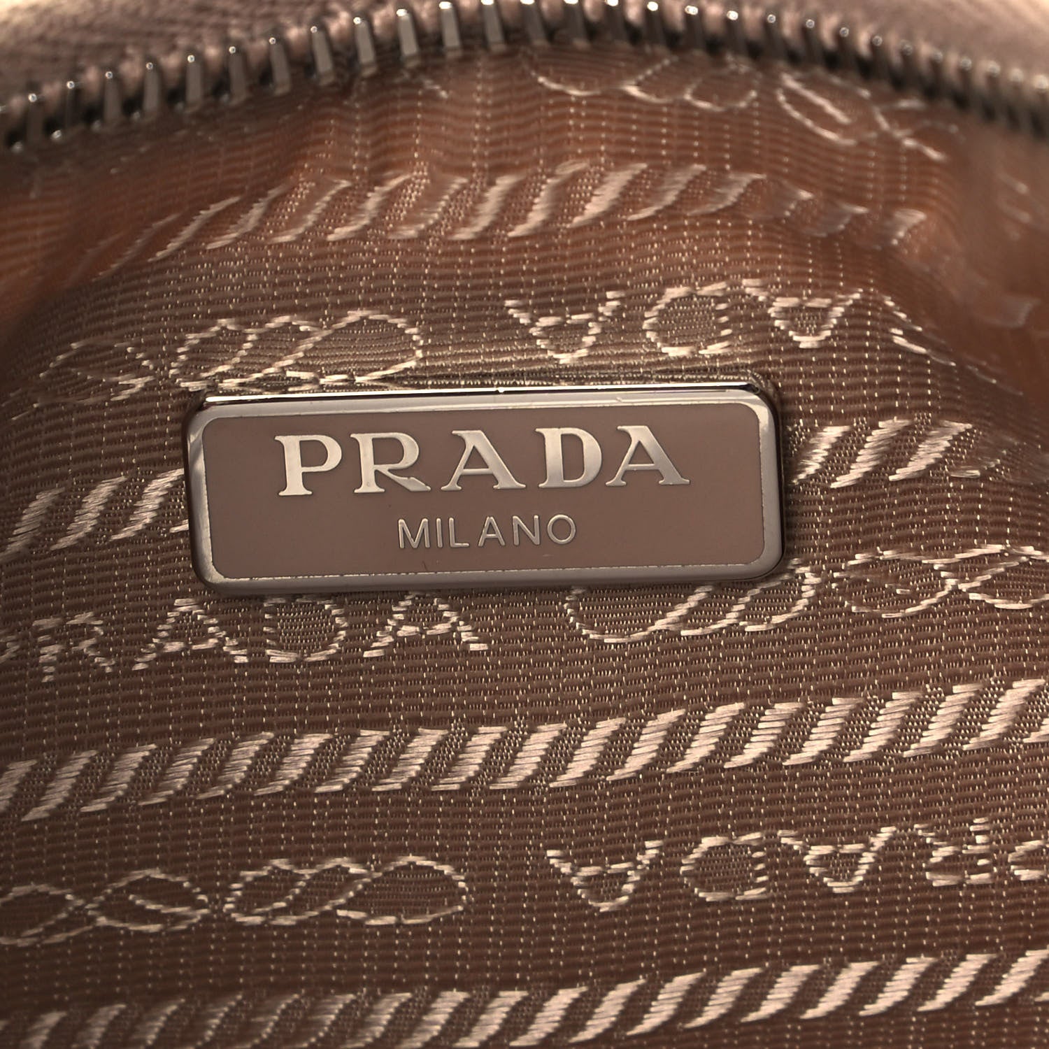 Prada Nylon Re-Edition 2005 Shoulder Bag Cammeo 6 of 9