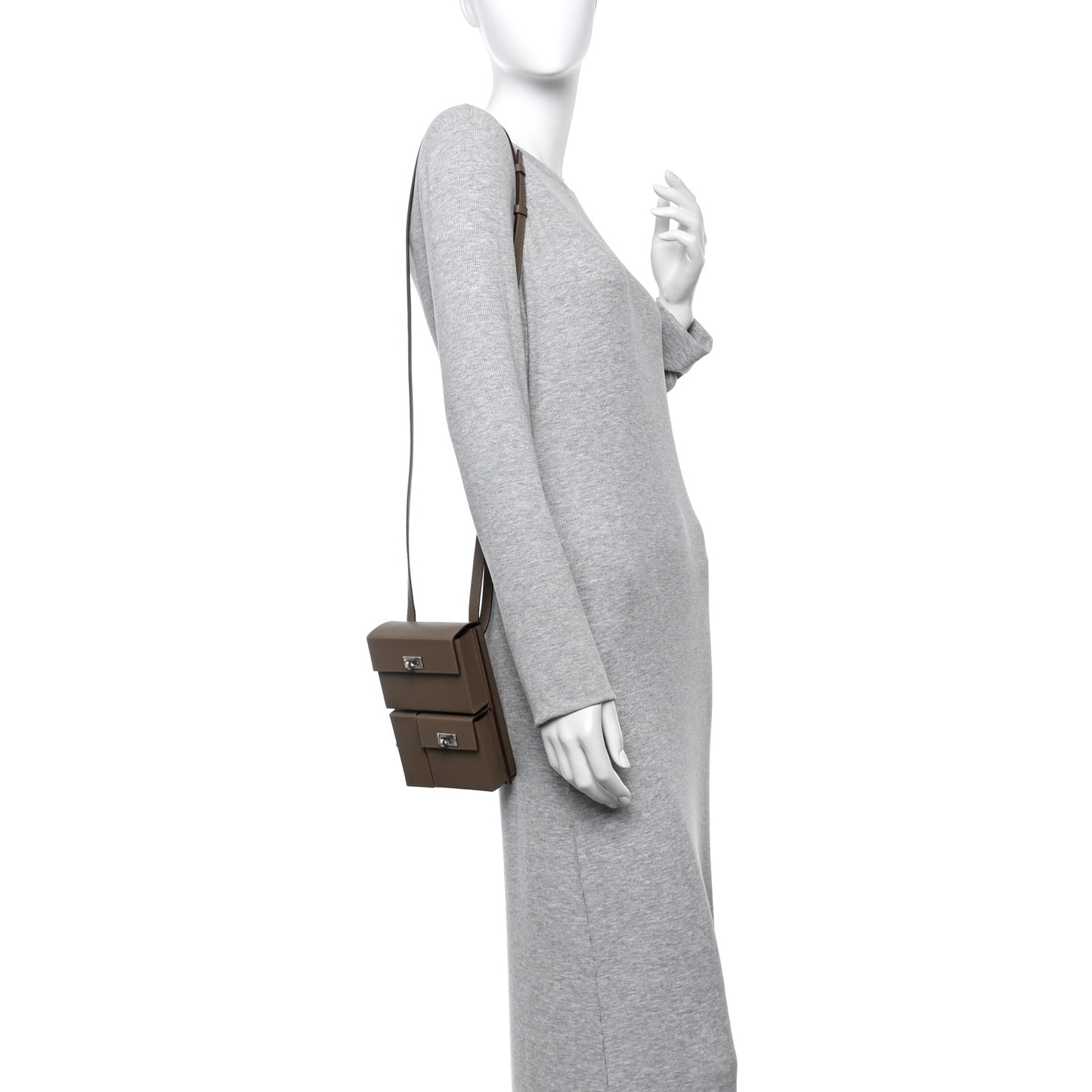 Epsom Kelly Multi Pocket Pochette To Go Etoupe