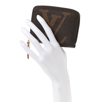 Louis Vuitton Monogram Giant Zippy Coin Purse 2 of 9
