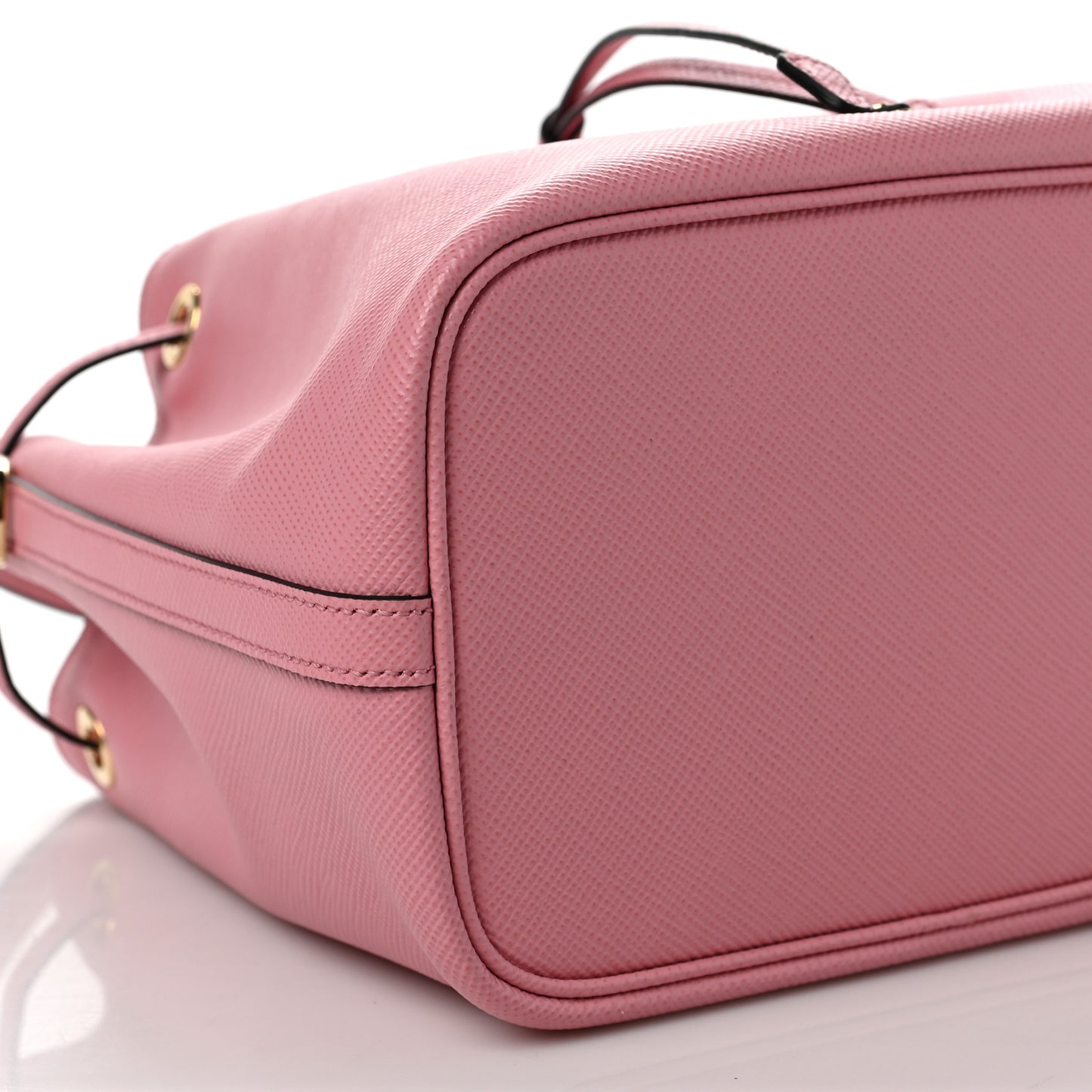Saffiano Cuir Bucket Bag Petalo