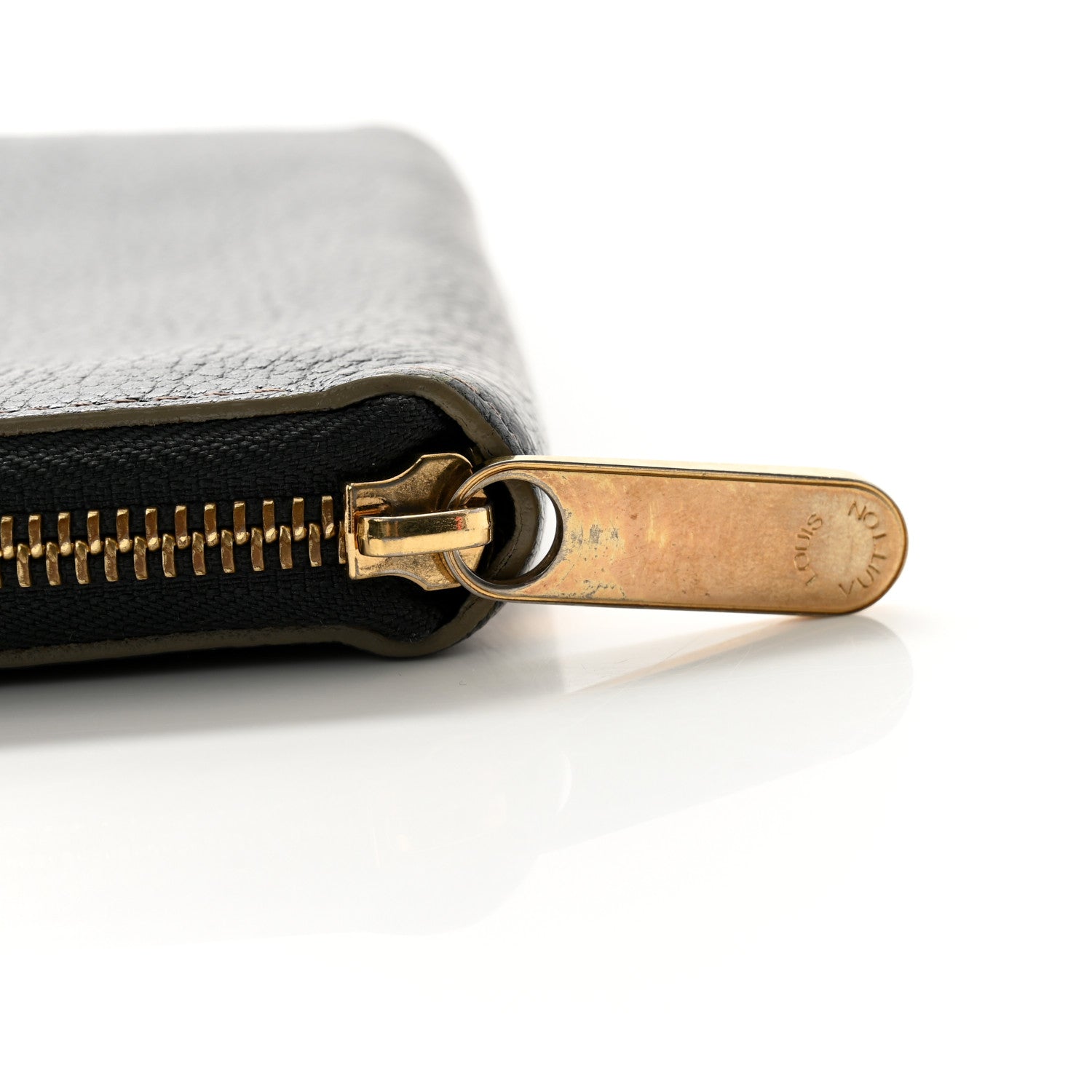 Louis Vuitton Suhali Zippy Wallet Black 9 of 10