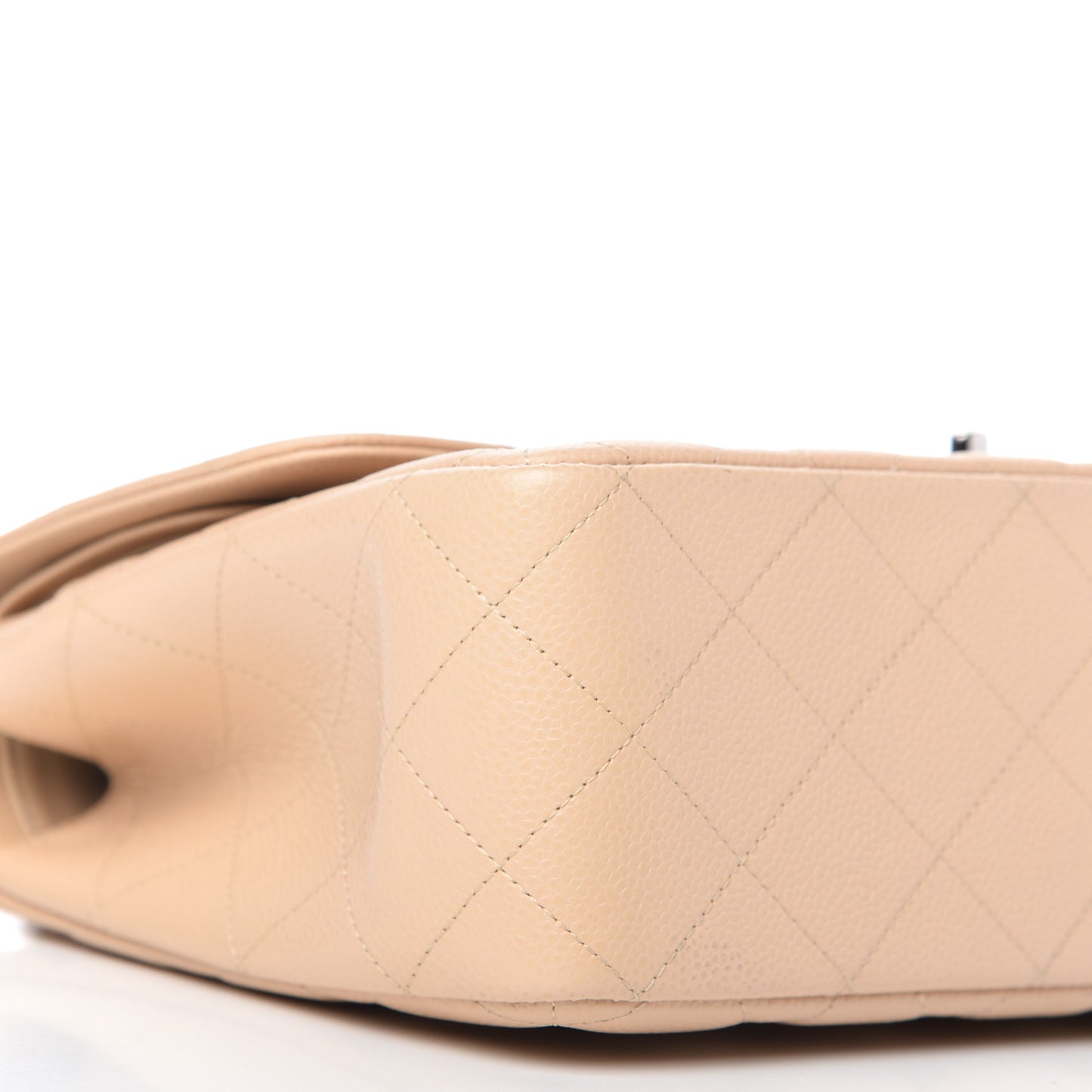 Caviar Quilted Jumbo Double Flap Beige Clair