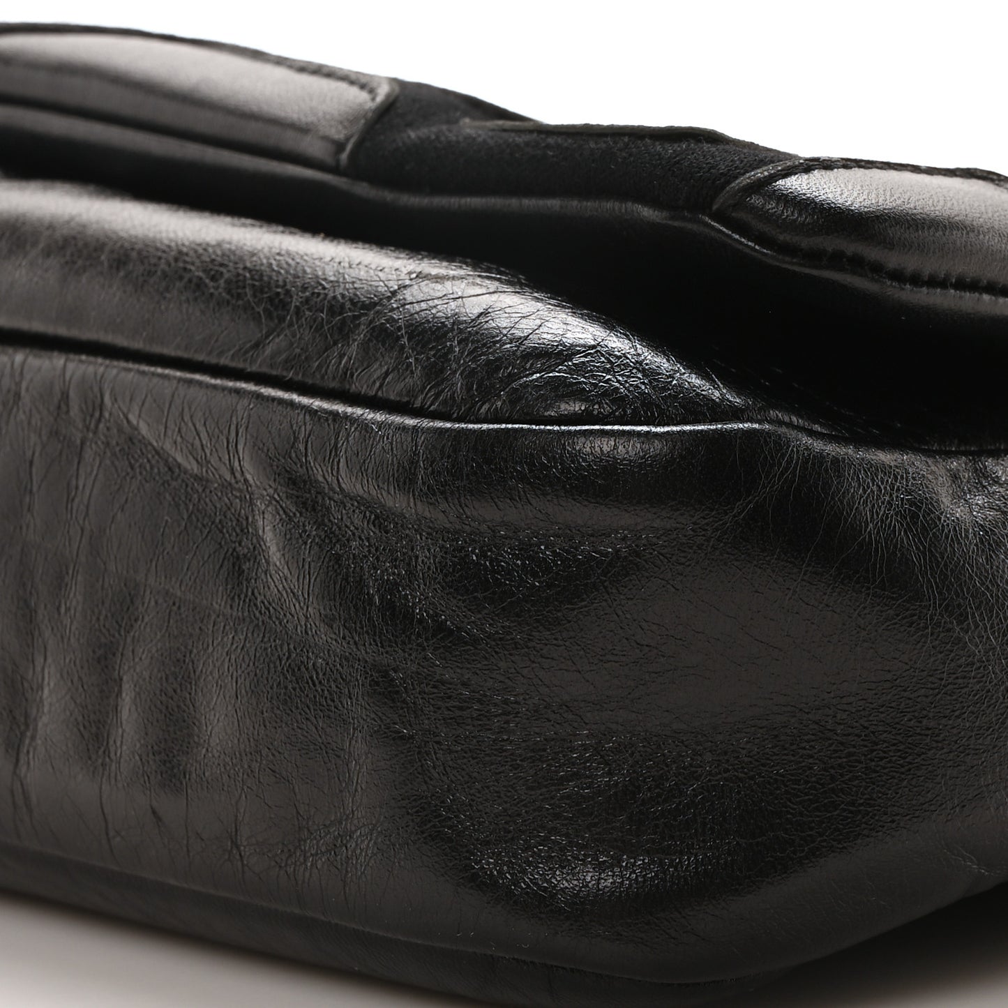 Lambskin Jersey Scales Flap Black