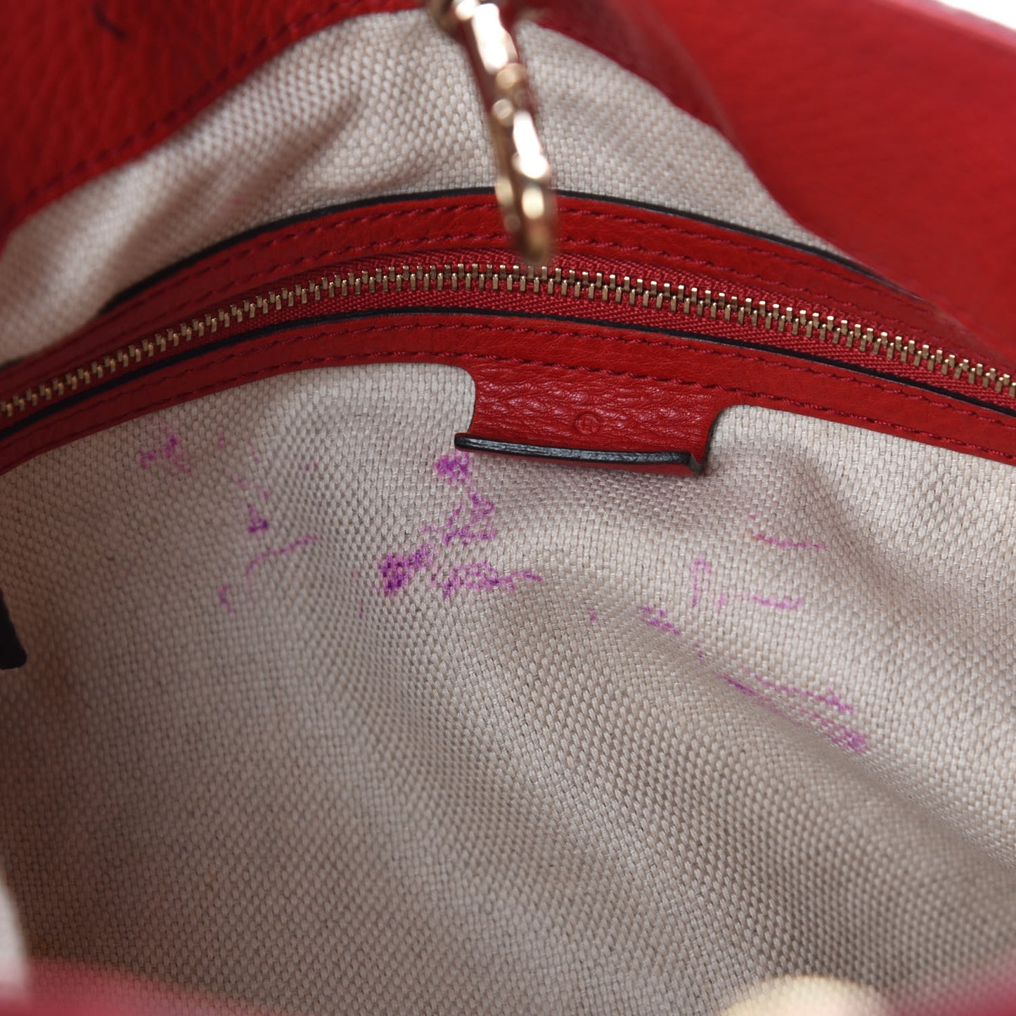Pebbled Calfskin Medium Soho Chain Shoulder Bag Tabasco Red