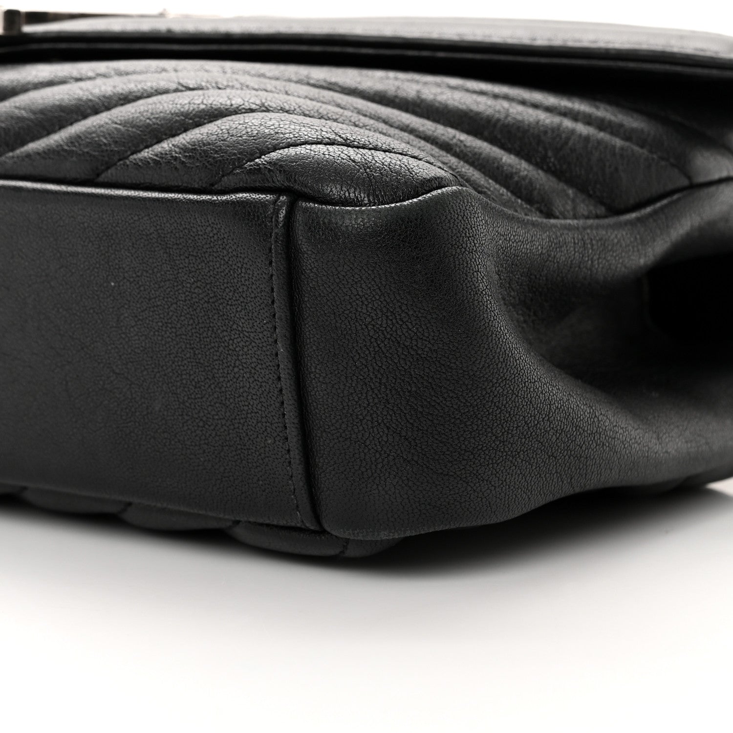 Saint Laurent Sheepskin Matelasse Chevron Monogram Medium College Bag Black 11 of 13
