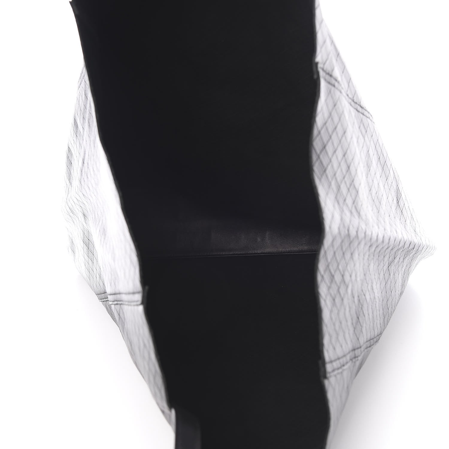 Bottega Veneta Calfskin Intrecciomirage Antique Tote Black 4 of 10