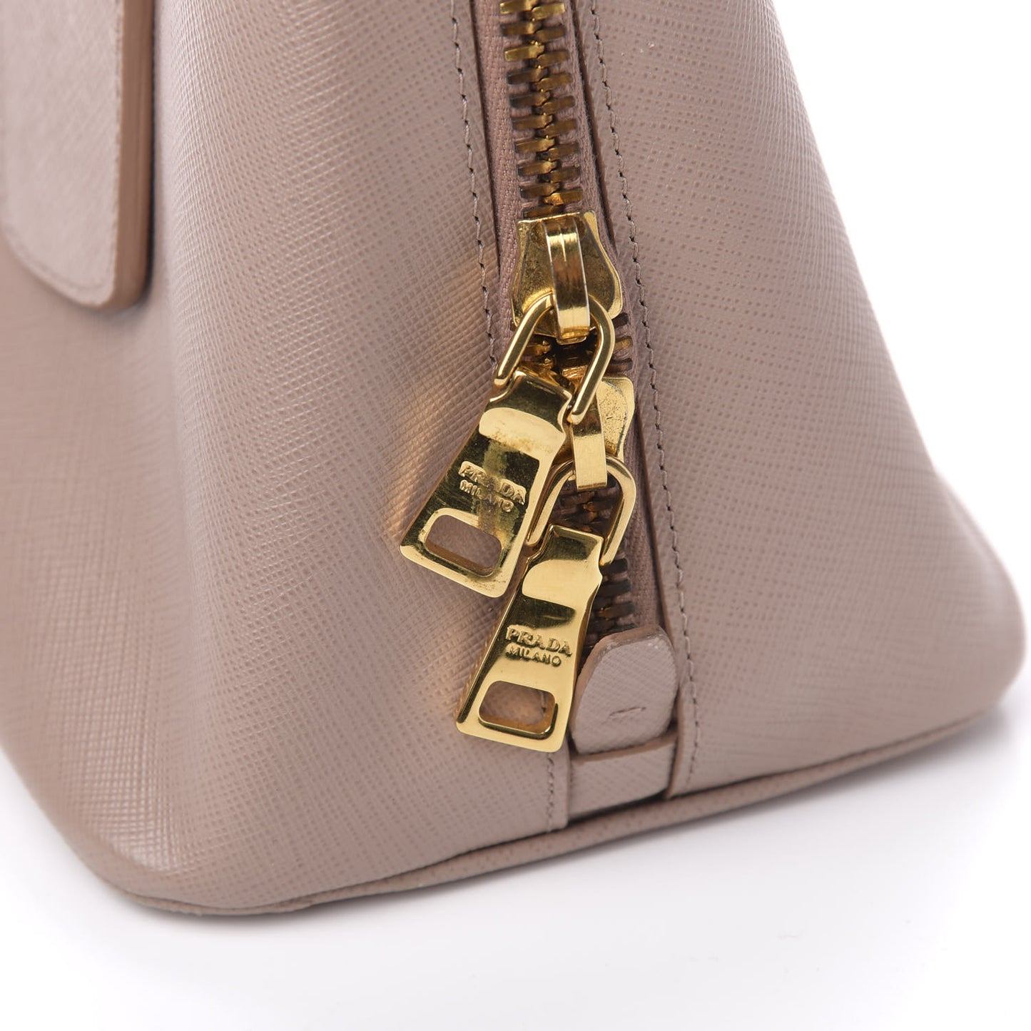 Saffiano Lux Bi-Color Promenade Tote Cammeo Talco