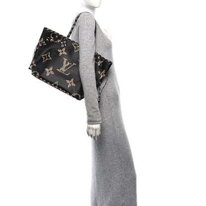 Louis Vuitton Monogram Giant Jungle Neverfull MM Black 2 of 10