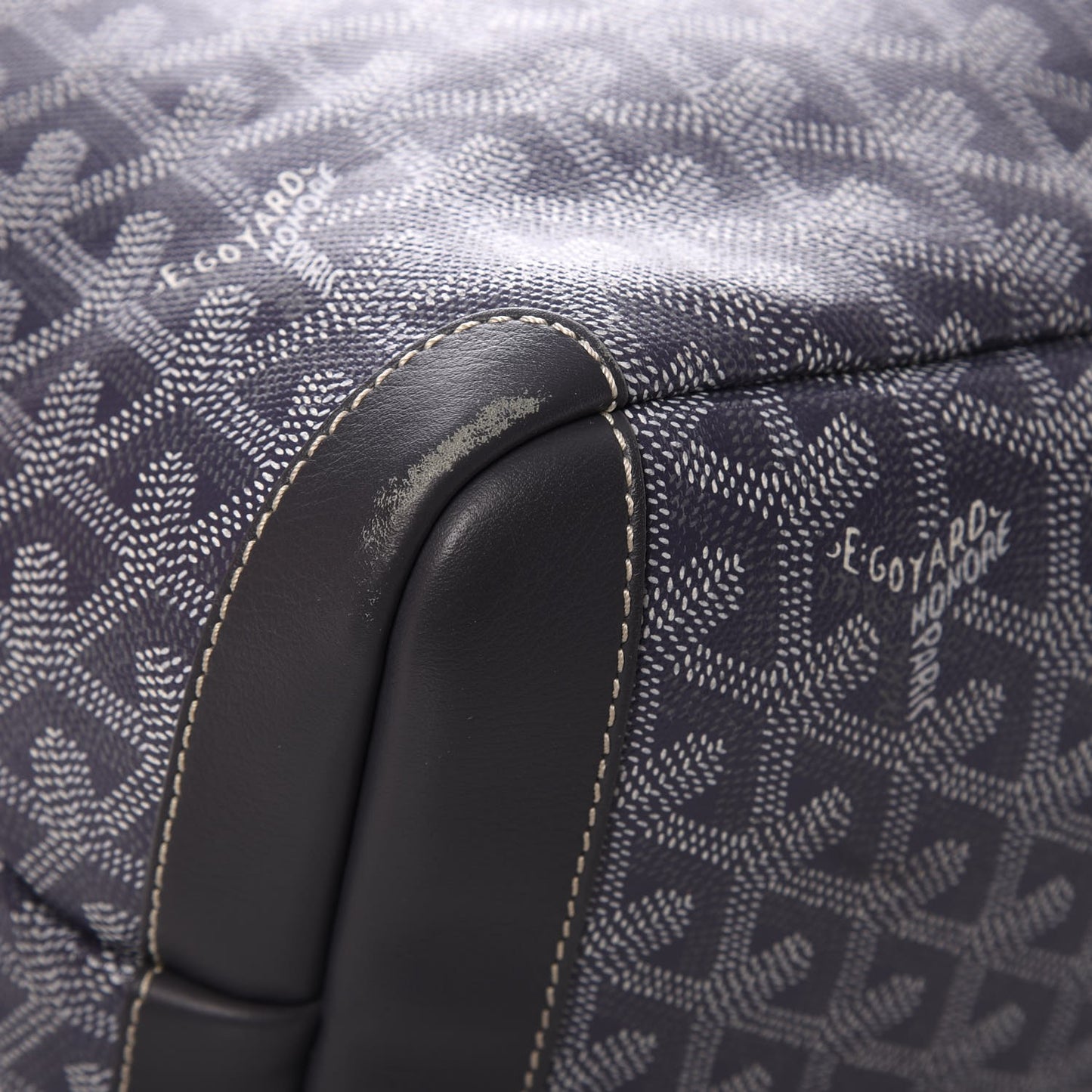 Goyardine Artois MM Grey