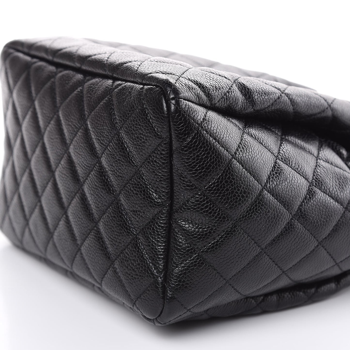 Caviar Quilted Small Chain Bucket Bag Black