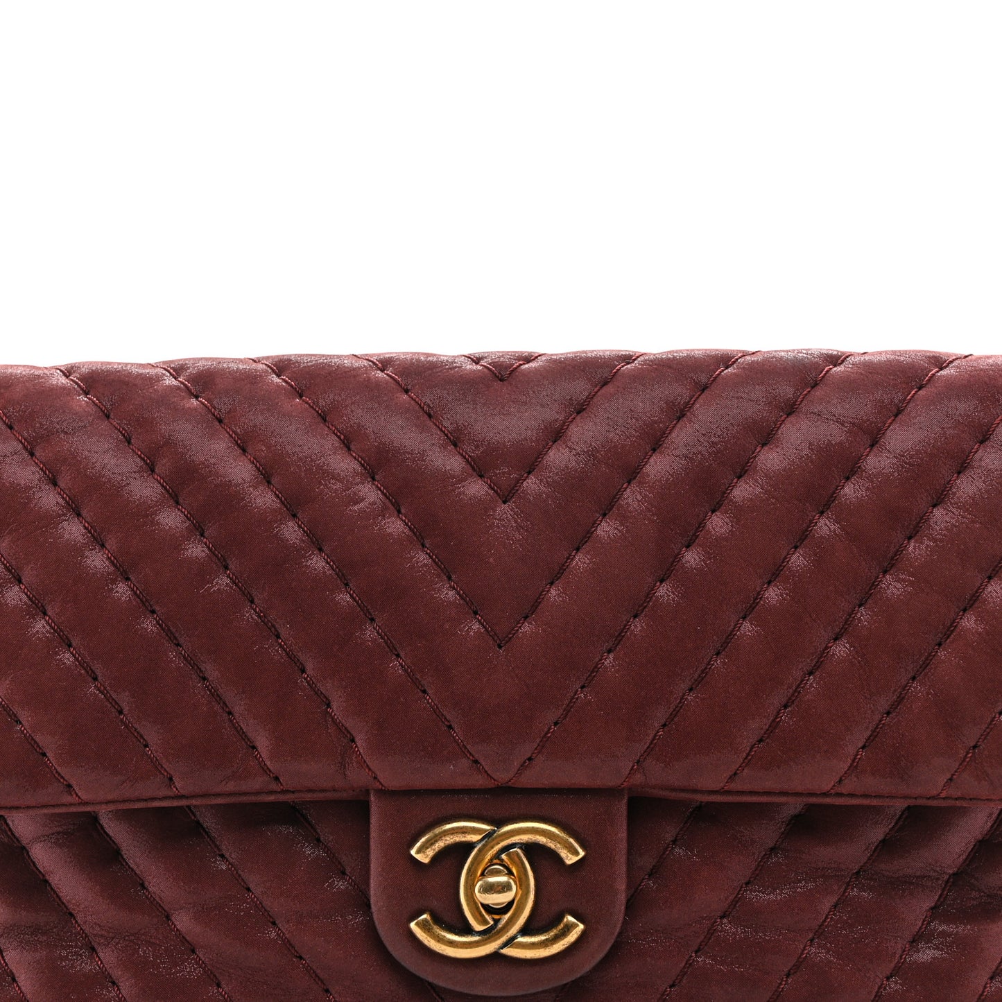 Iridescent Calfskin Surpique Chevron Flap Burgundy