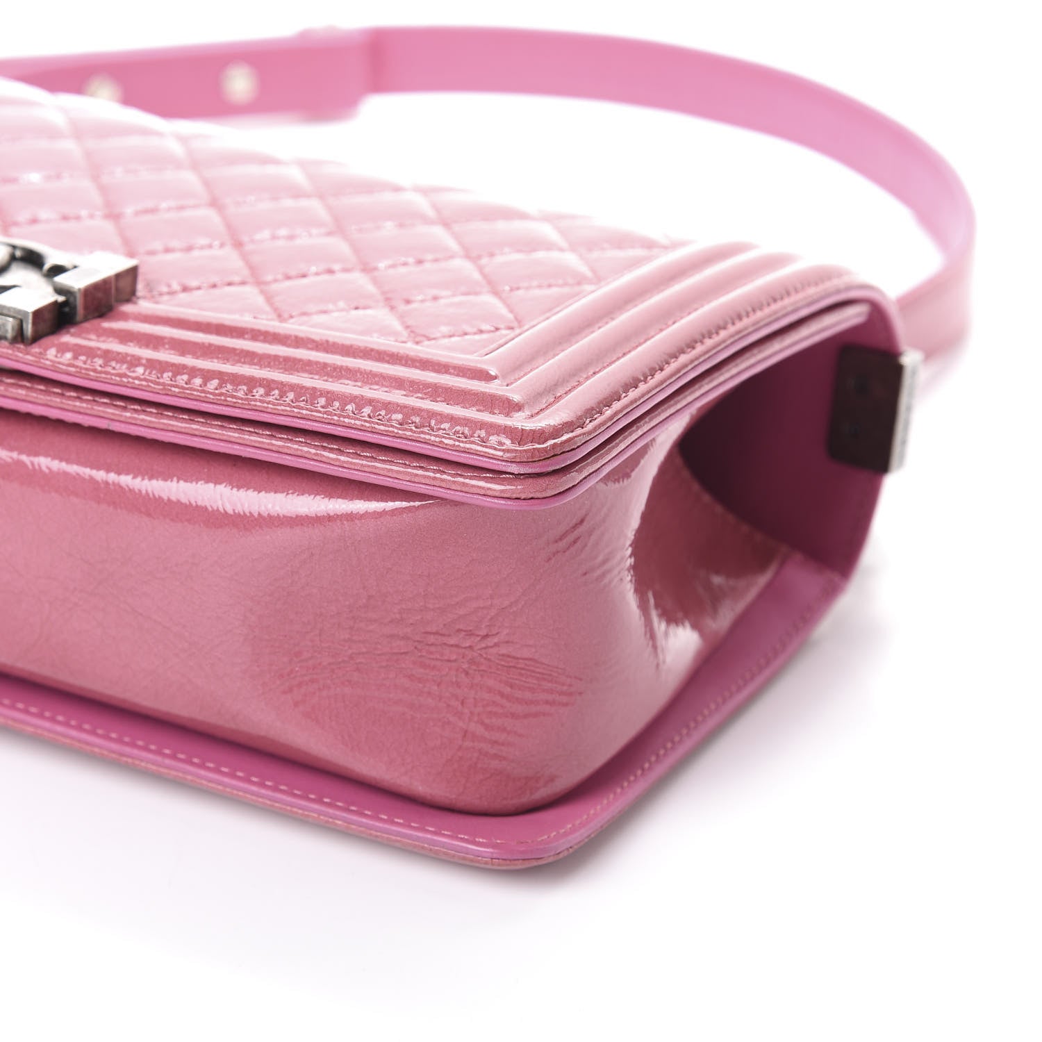 Chanel Distressed Patent Quilted Medium Boy Flap Pink 10 of 10