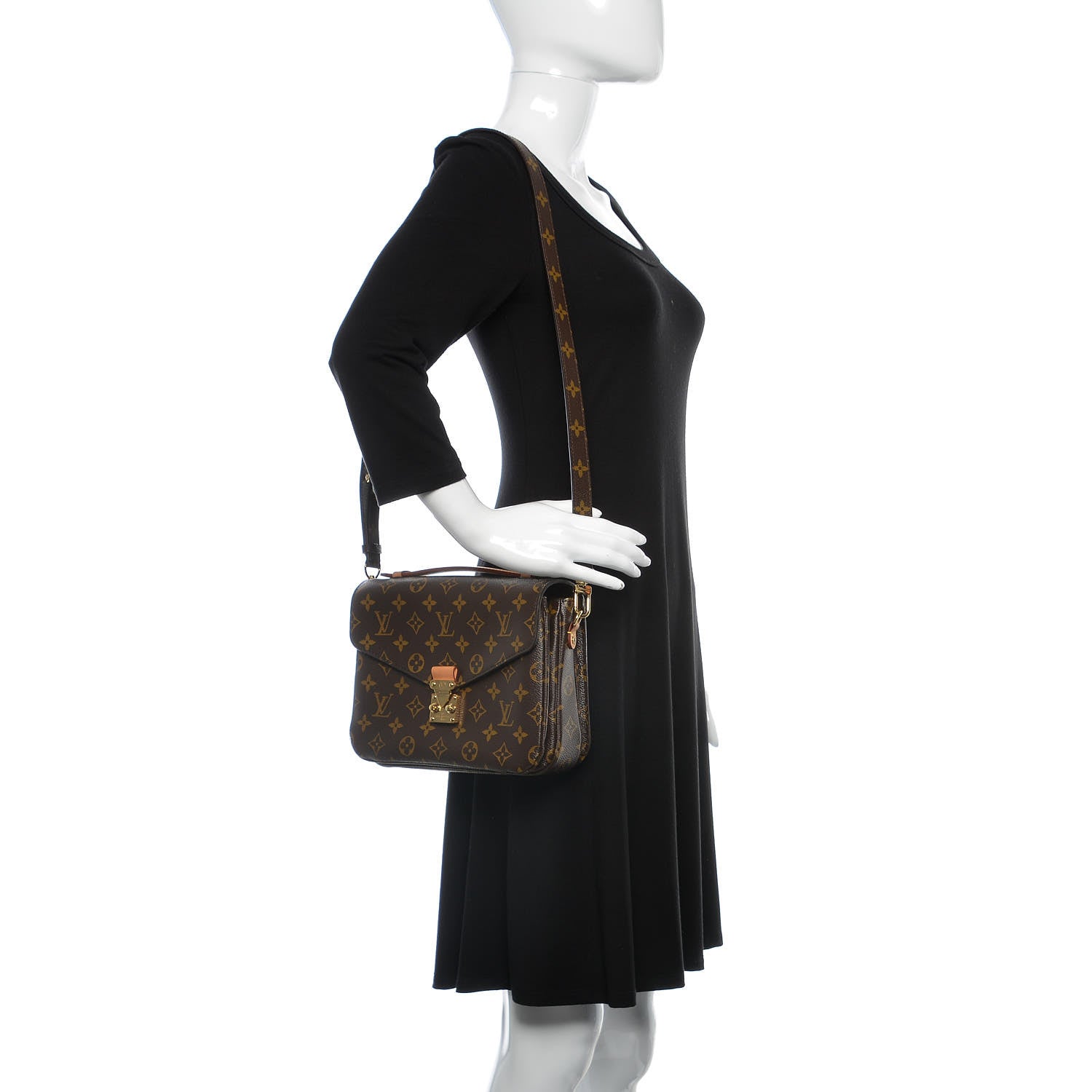 Louis Vuitton Monogram Pochette Metis 2 of 10